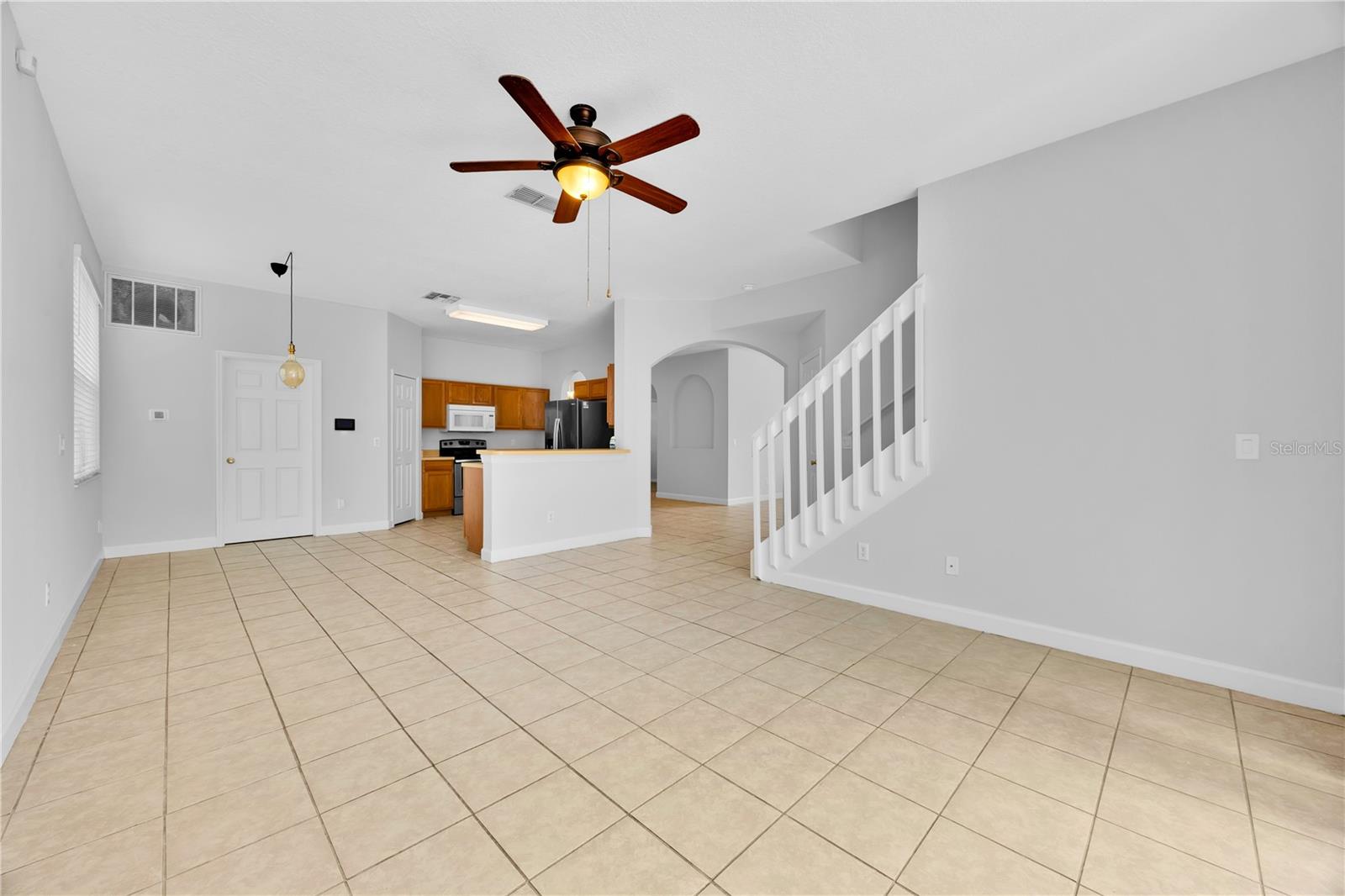 Image 11 of 25 For 164 Cork Way