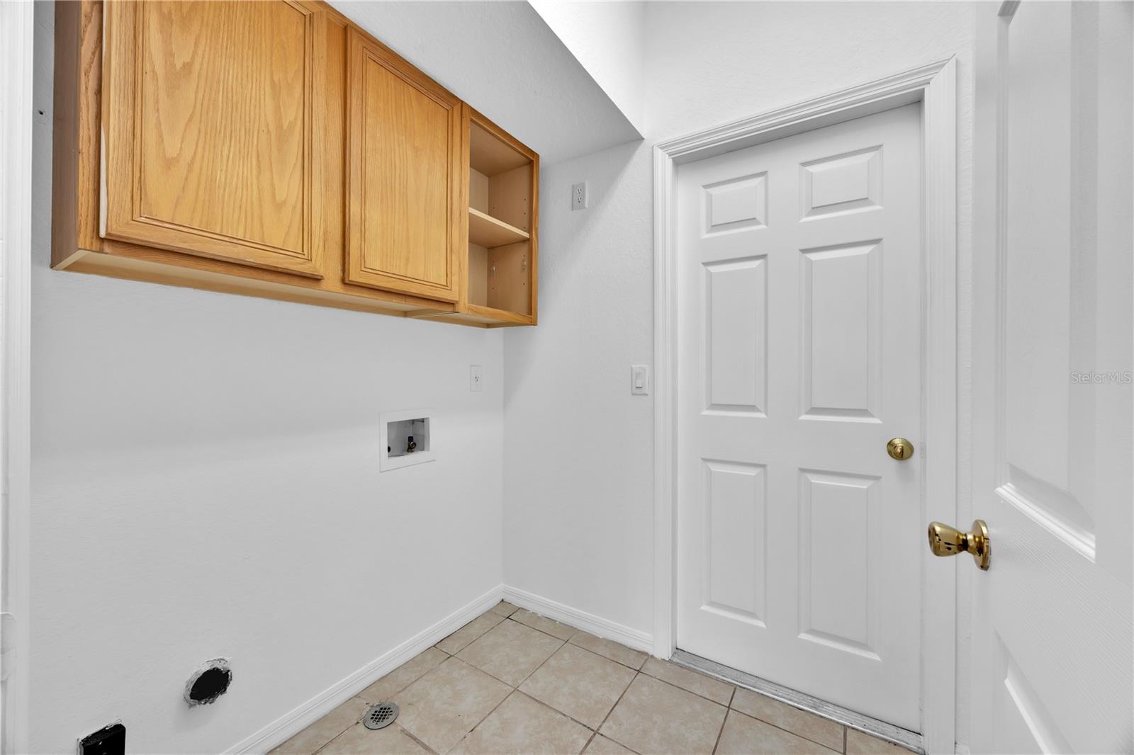 Image 13 of 25 For 164 Cork Way