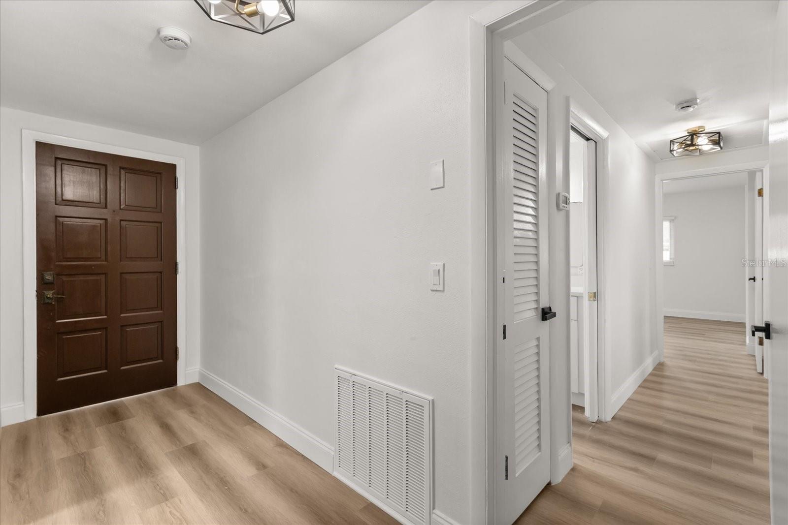 Image 19 of 36 For 5402 Kingswood Drive
