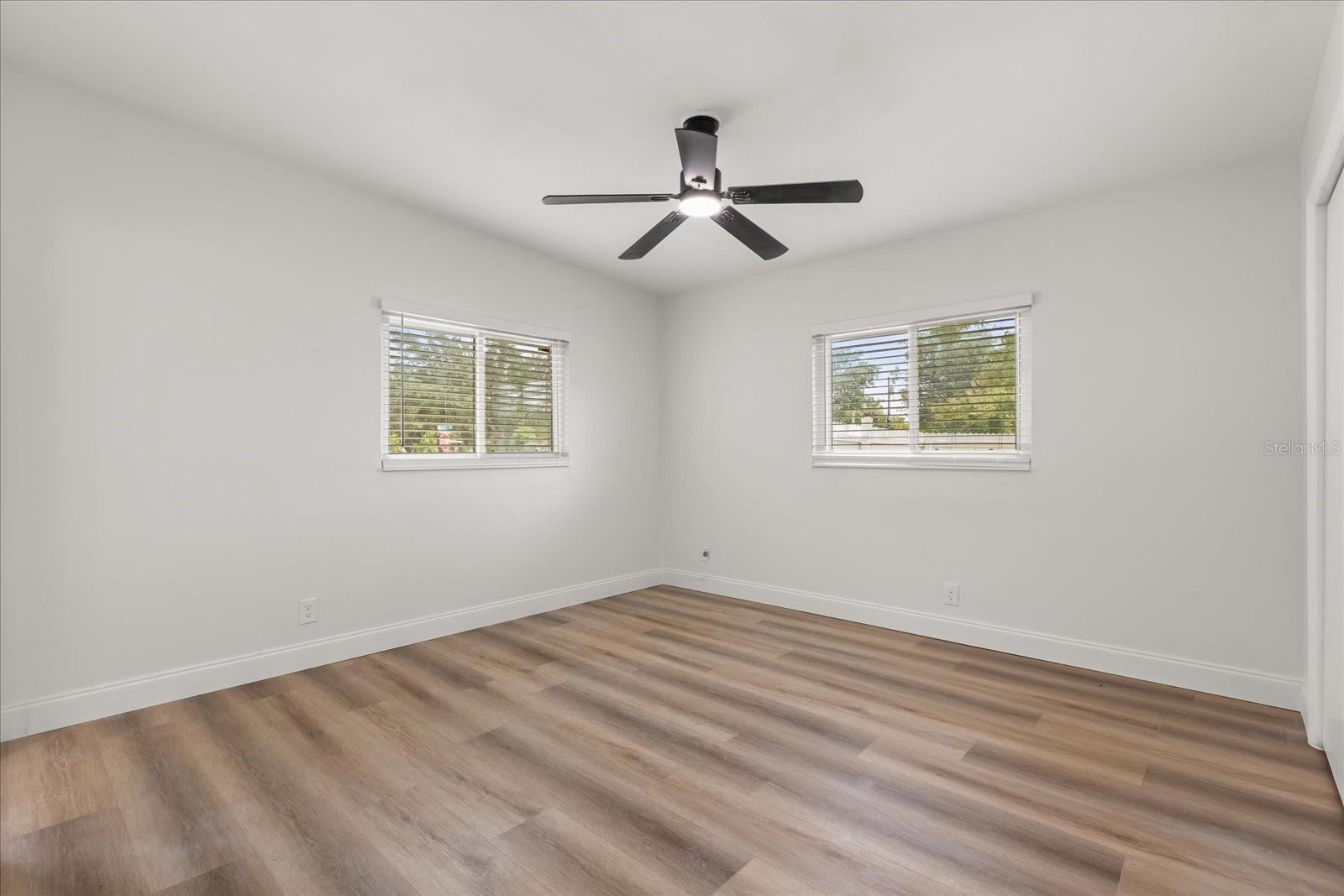 Image 23 of 36 For 5402 Kingswood Drive