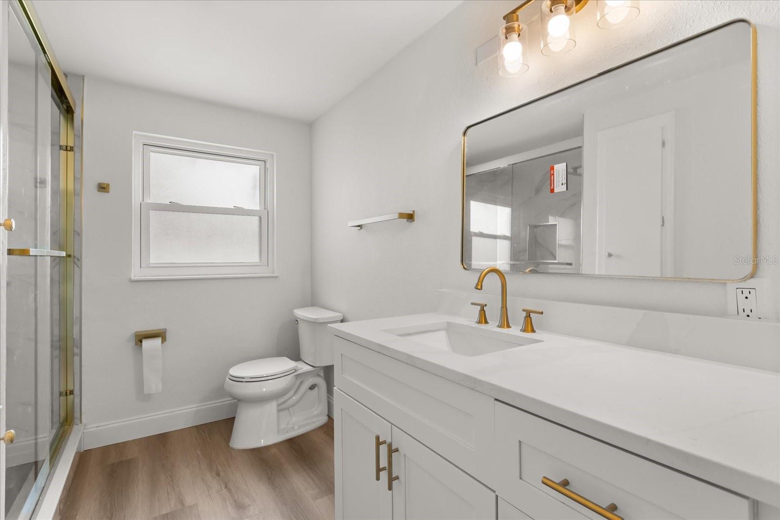 Image 8 of 36 For 5402 Kingswood Drive