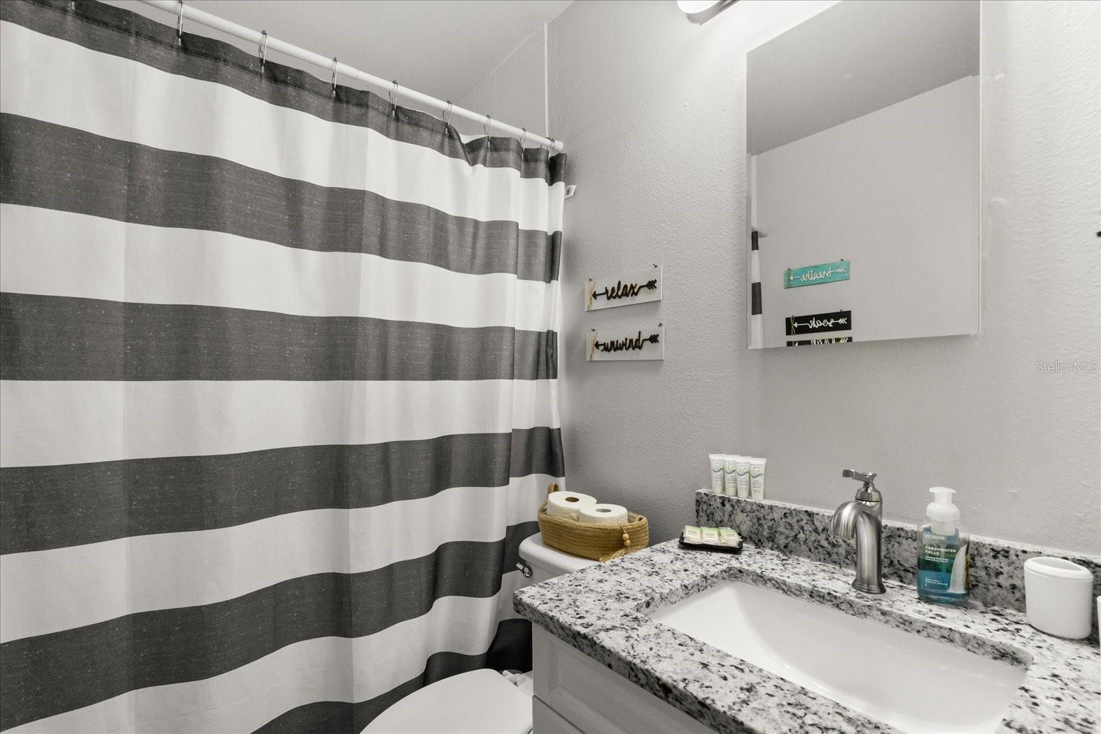 Image 33 of 50 For 2711 South Drive