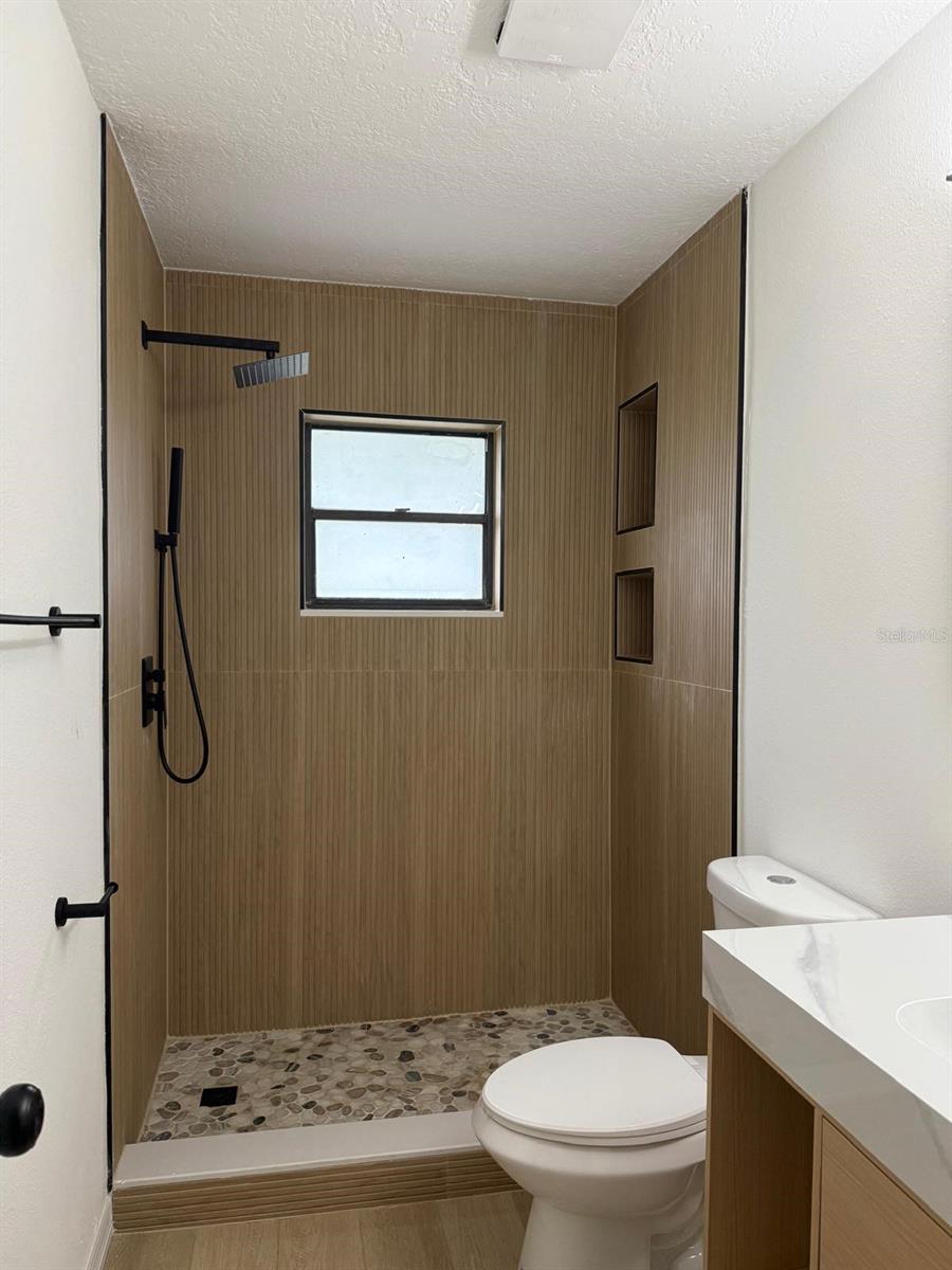 Image 35 of 42 For 5021 4th Street