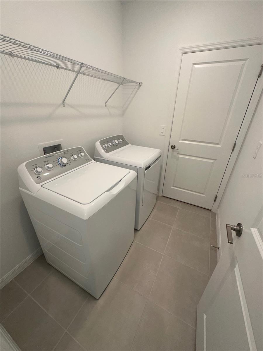 Image 3 of 12 For 255 Amber Way