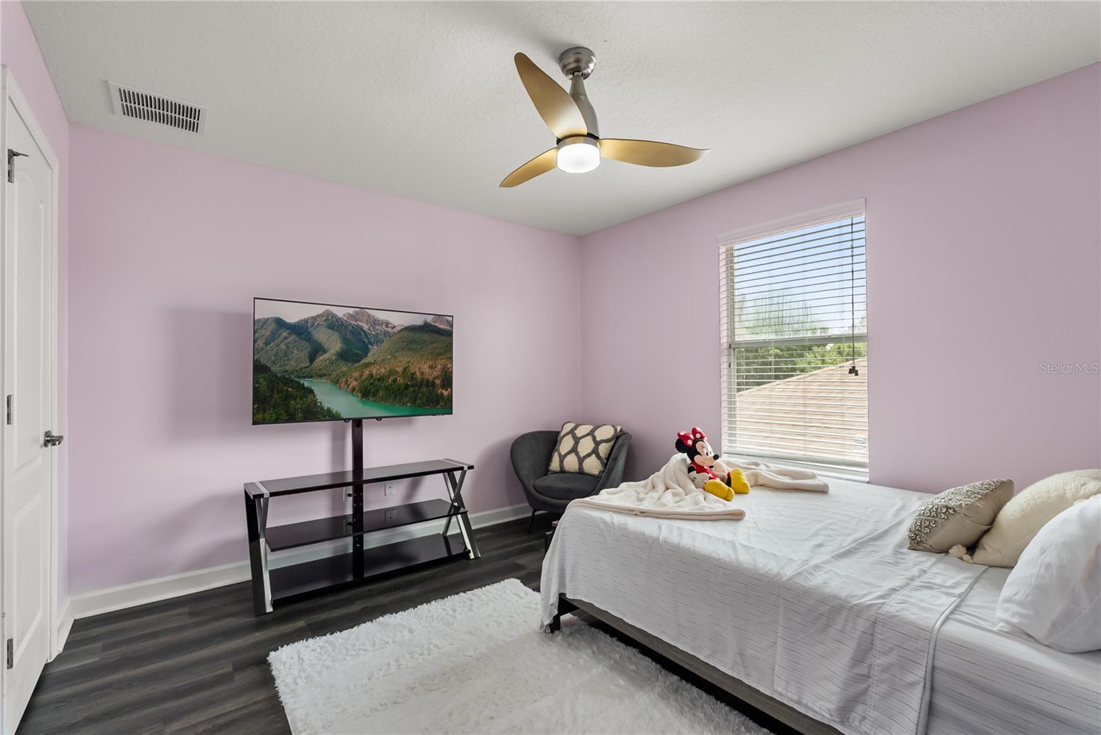 Image 10 of 17 For 2182 Crosston Circle