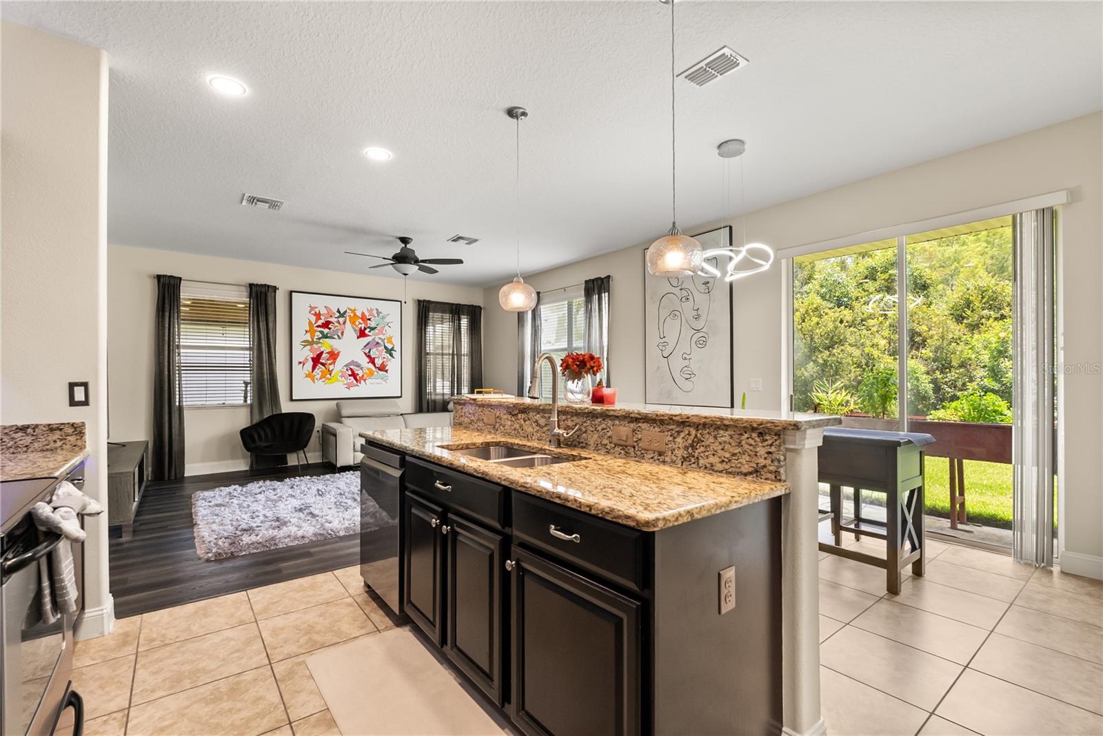 Image 3 of 17 For 2182 Crosston Circle