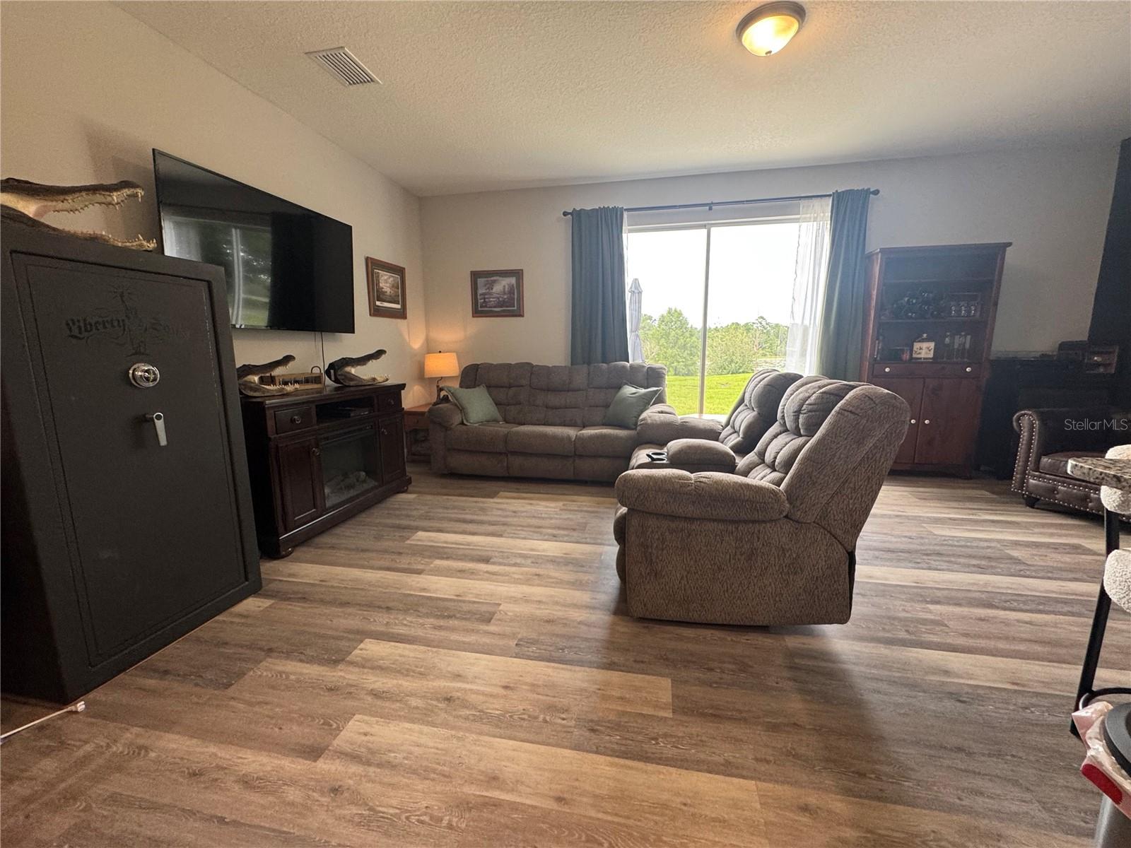 Image 10 of 27 For 180 11th Avenue