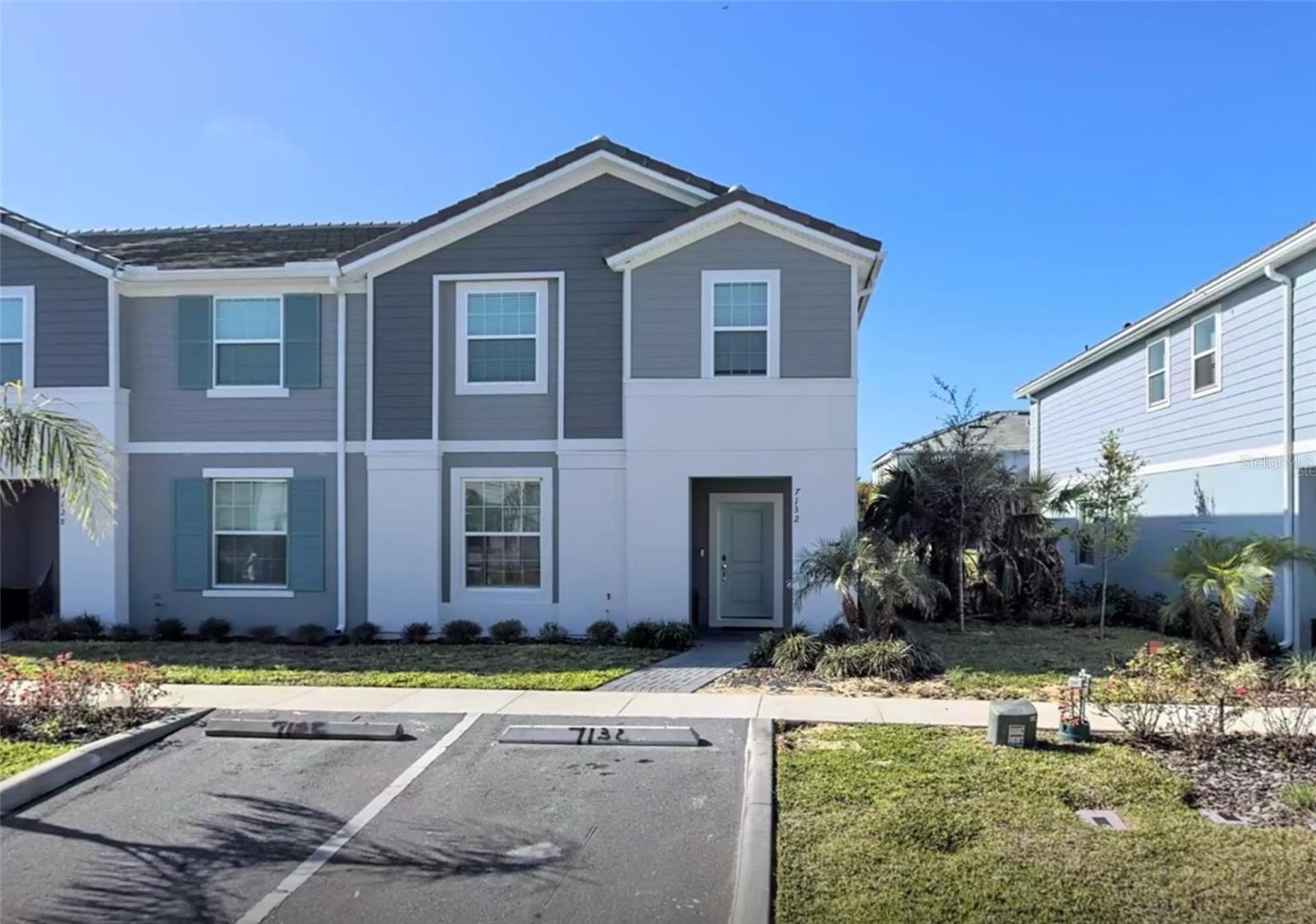 Image 2 of 21 For 7132 Oakmoss Loop