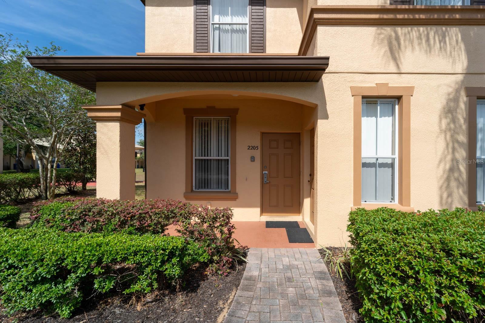 Image 3 of 53 For 2205 Calabria Avenue
