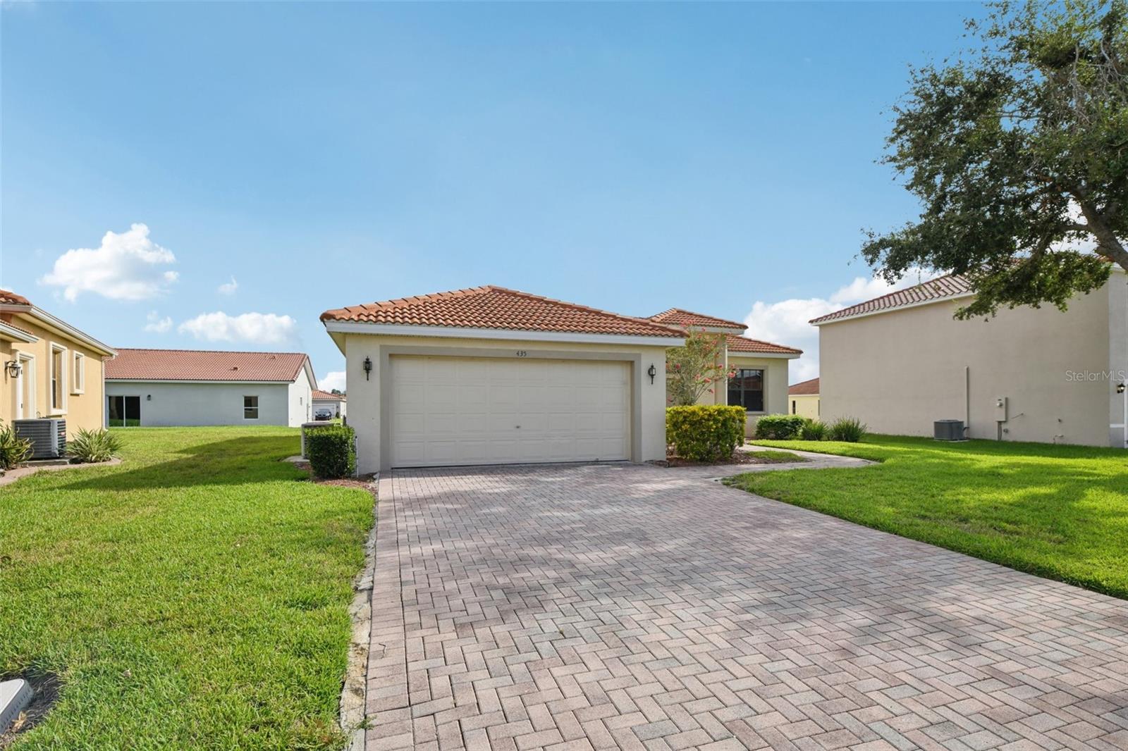 Image 4 of 44 For 435 Caraway Drive