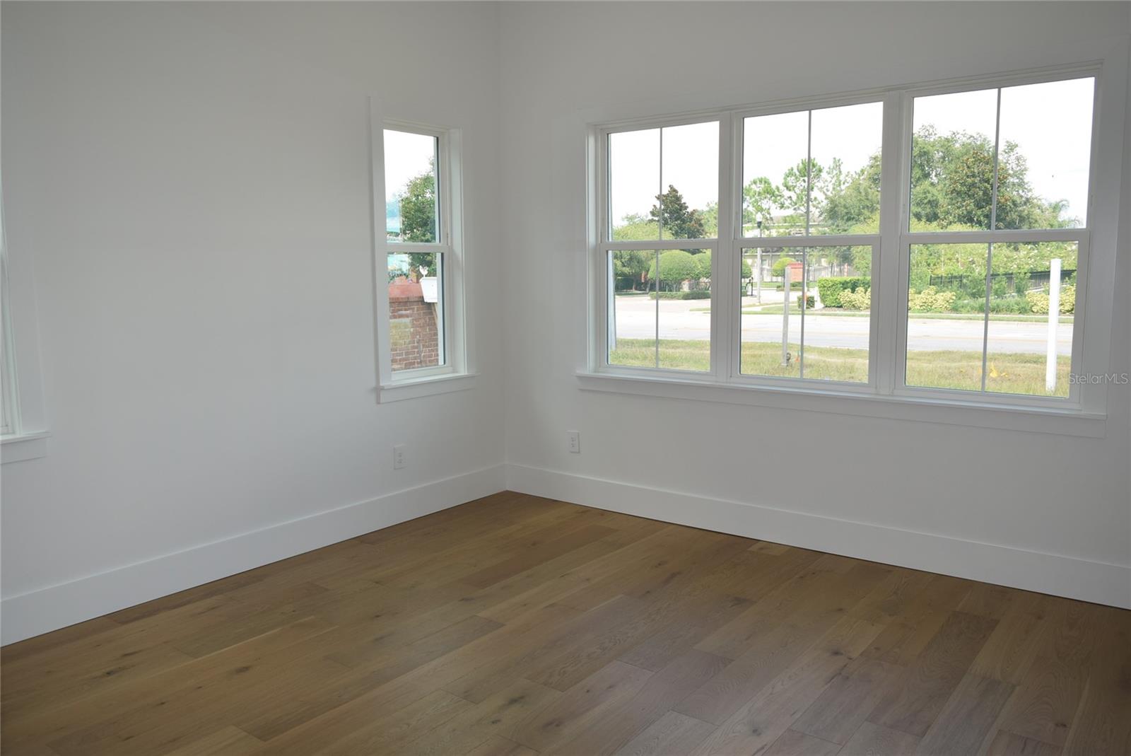 Image 3 of 89 For 502 Winter Garden Vineland Road R