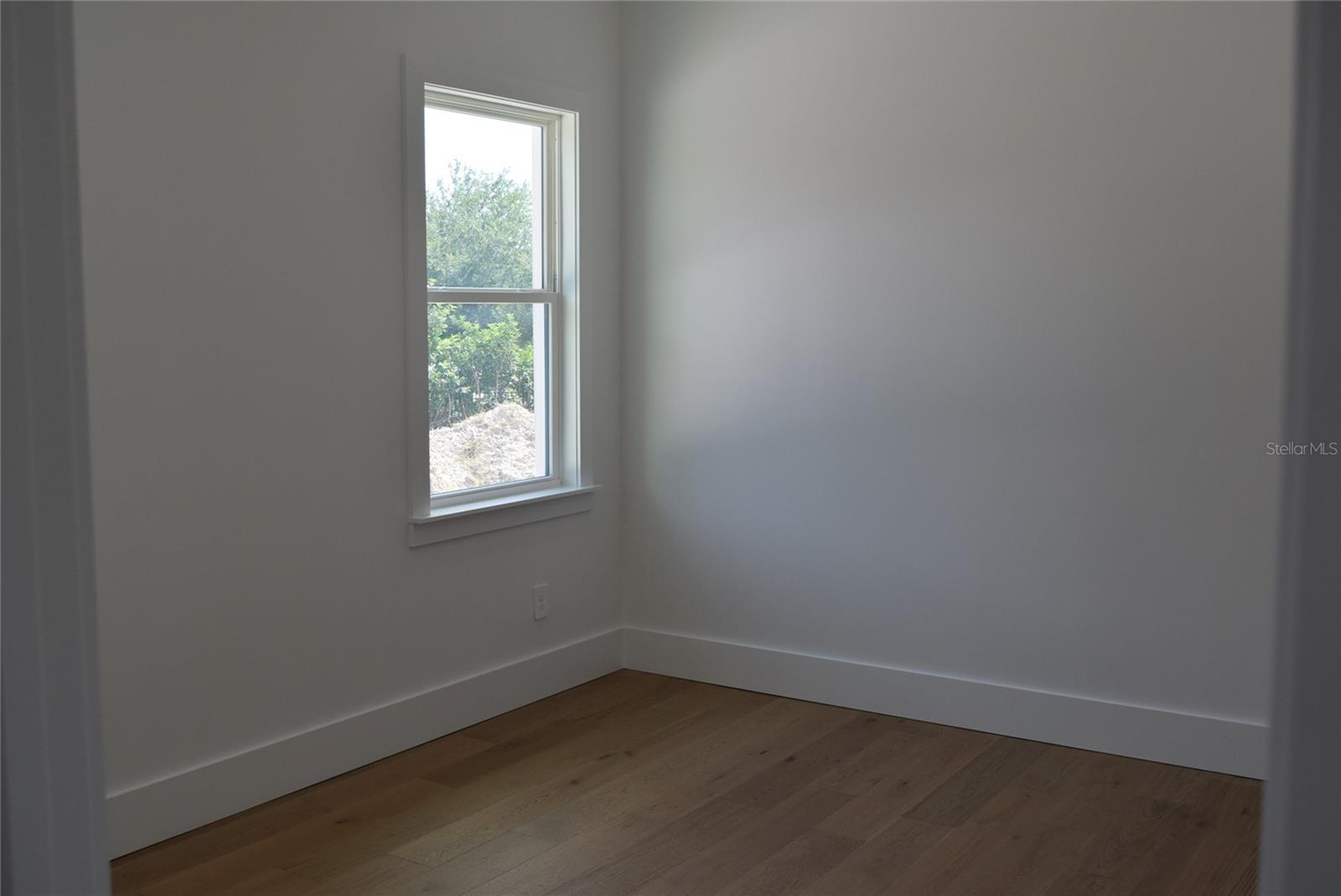 Image 45 of 89 For 502 Winter Garden Vineland Road R