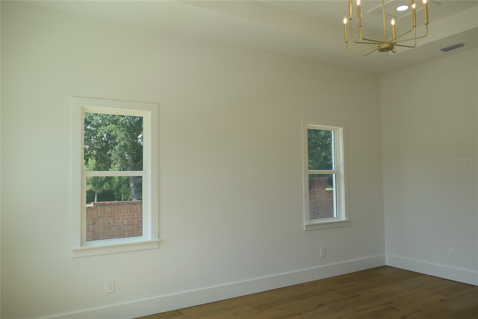 Image 64 of 89 For 502 Winter Garden Vineland Road R