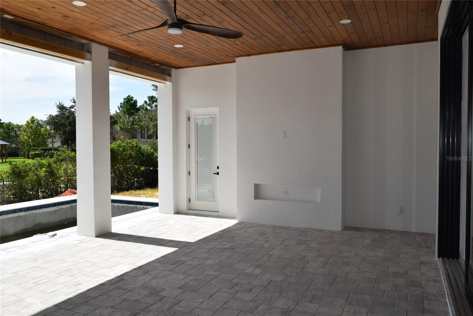 Image 87 of 89 For 502 Winter Garden Vineland Road R