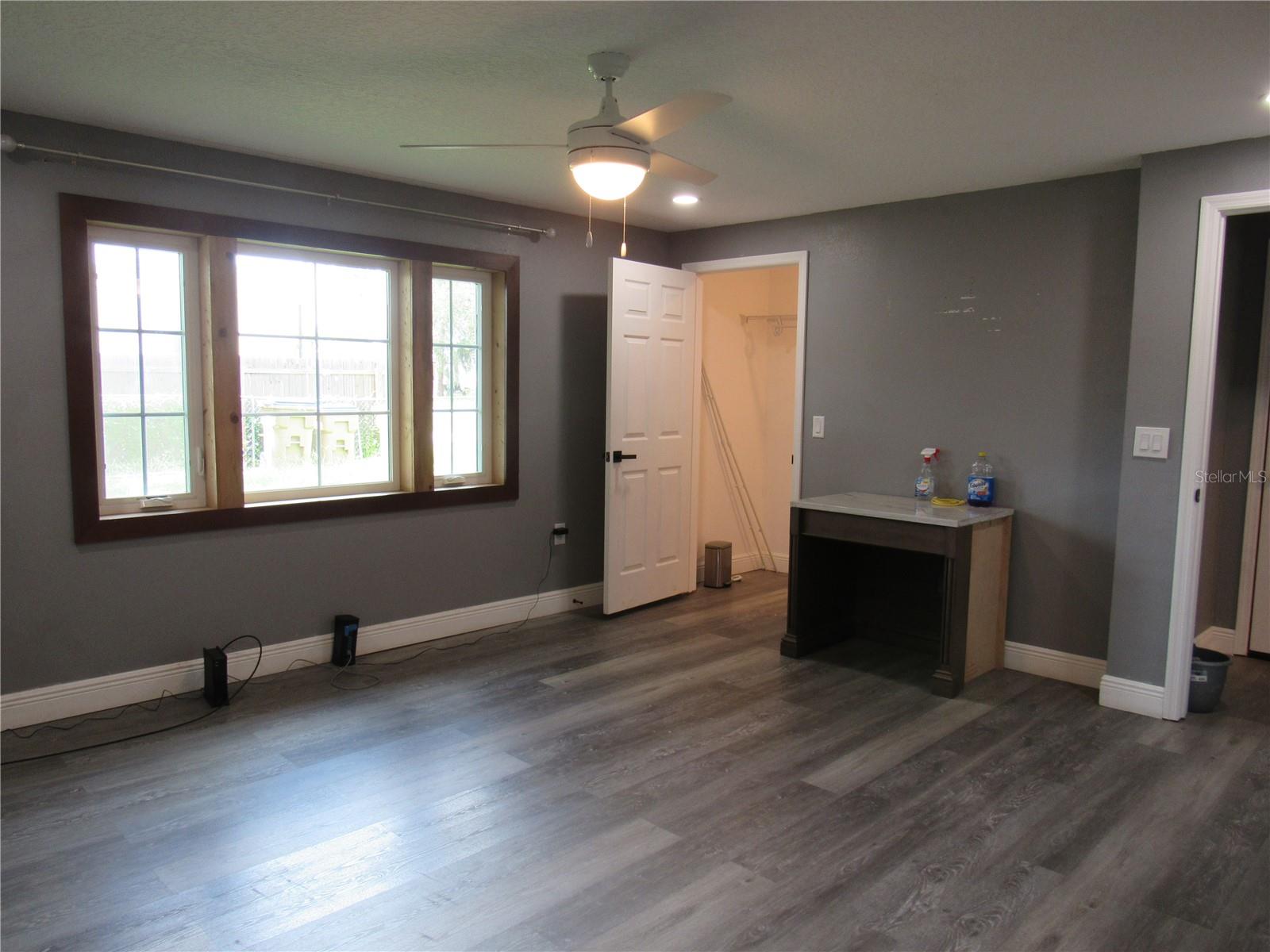Image 11 of 29 For 1647 Cod Street