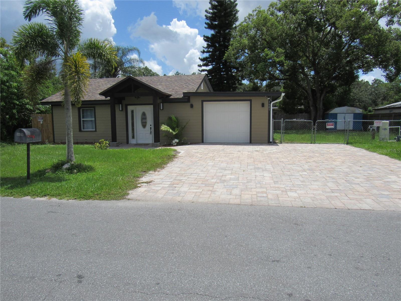 Image 2 of 29 For 1647 Cod Street