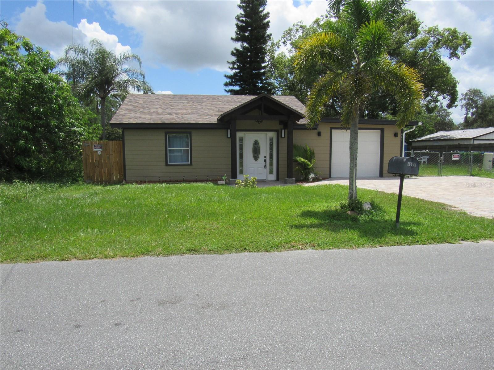 Image 3 of 29 For 1647 Cod Street