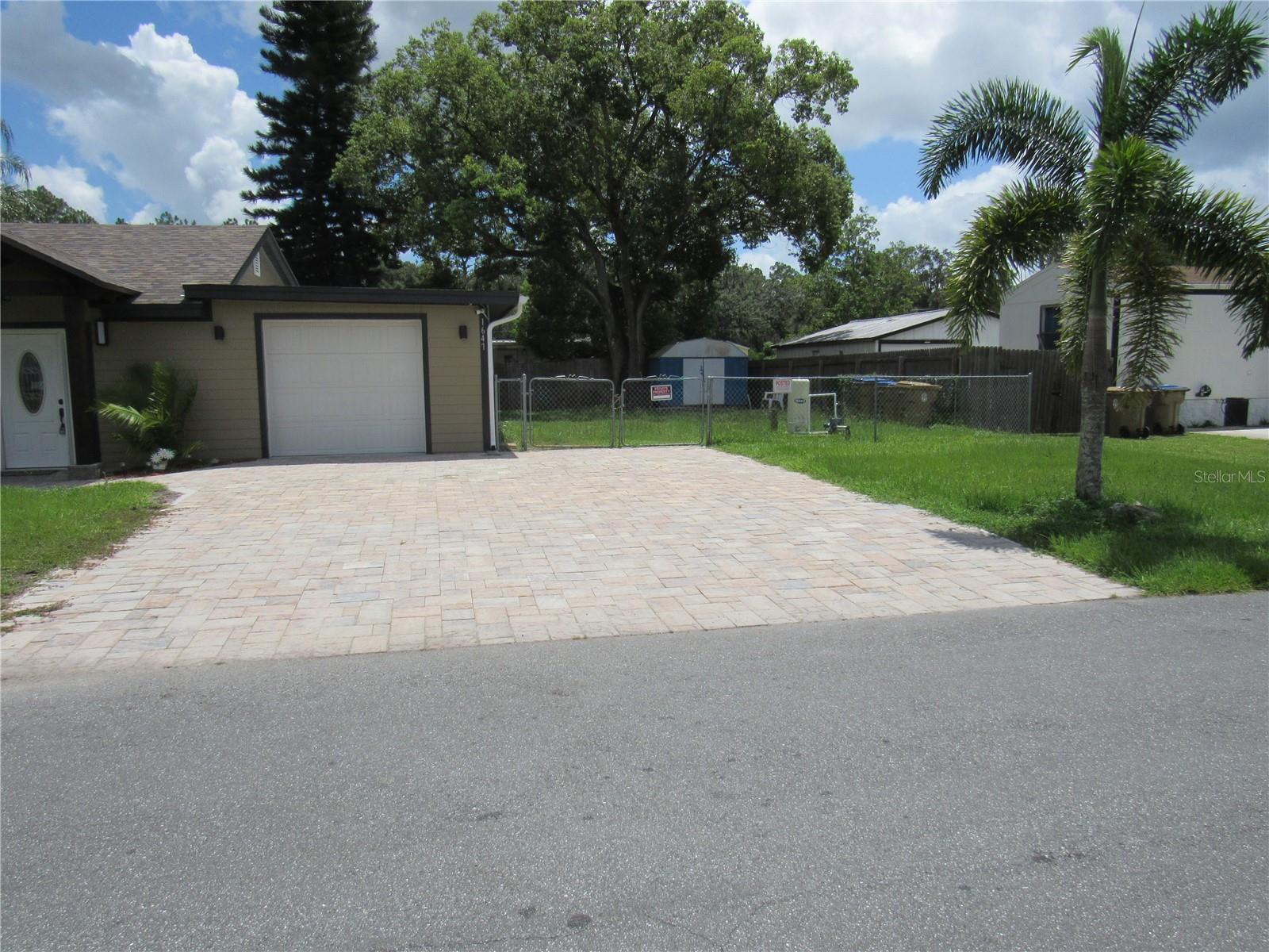 Image 4 of 29 For 1647 Cod Street