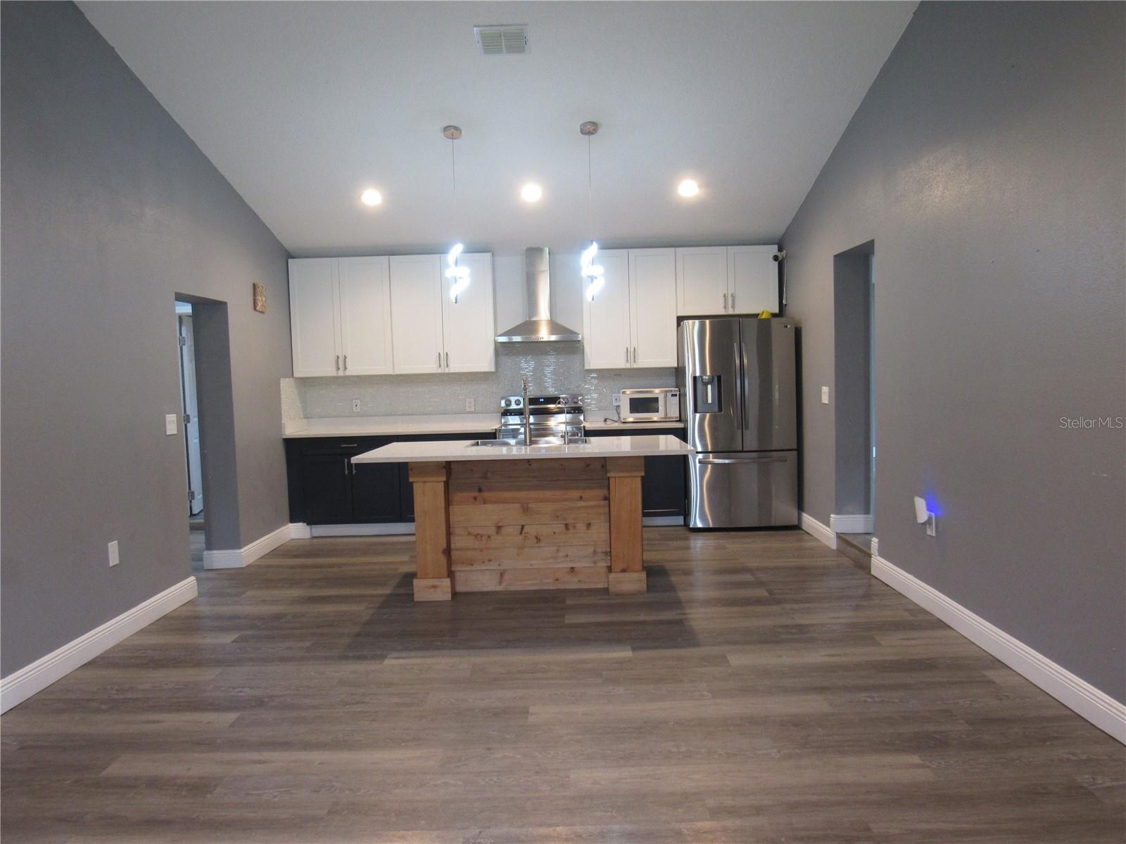 Image 5 of 29 For 1647 Cod Street