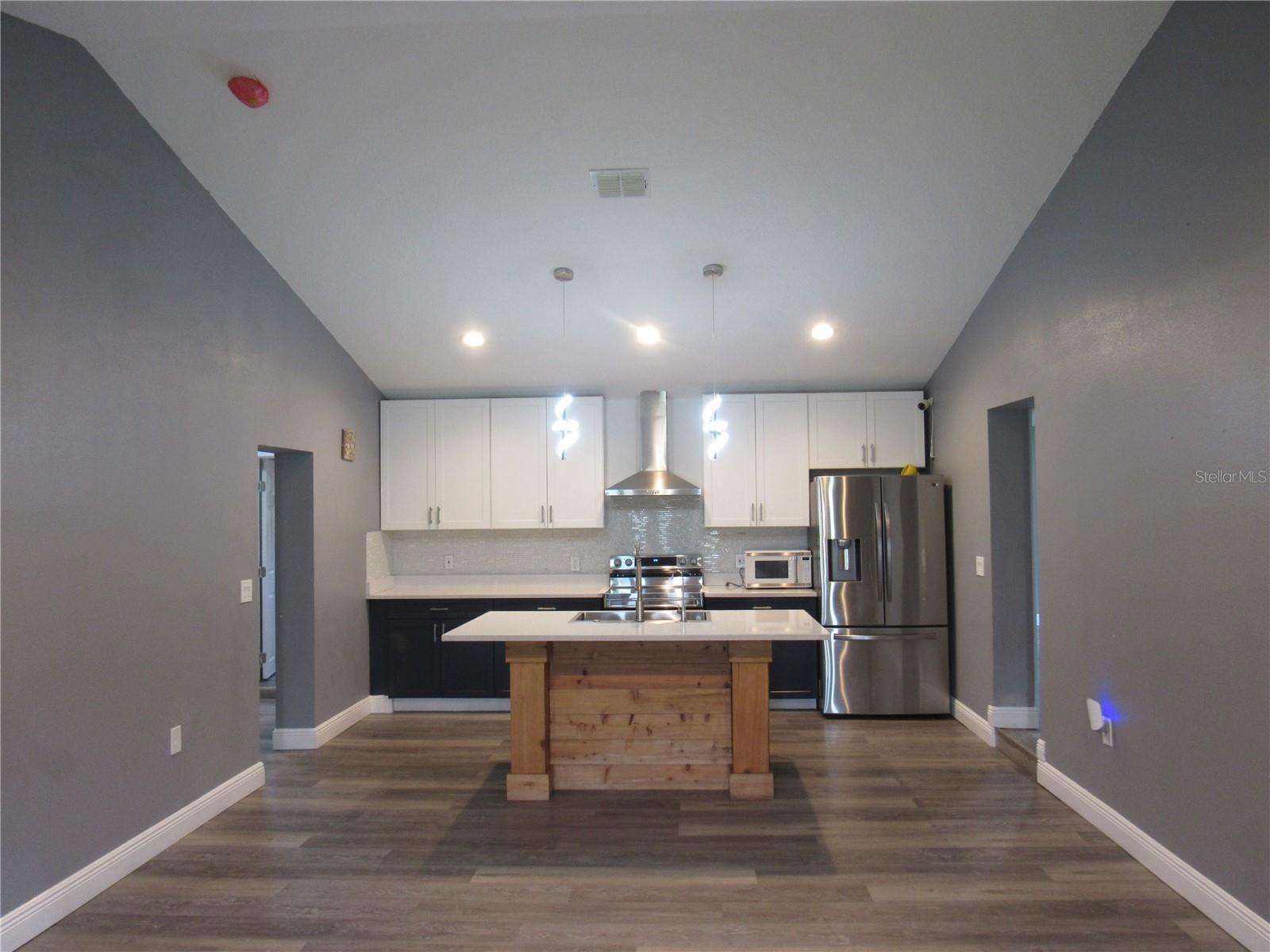 Image 6 of 29 For 1647 Cod Street