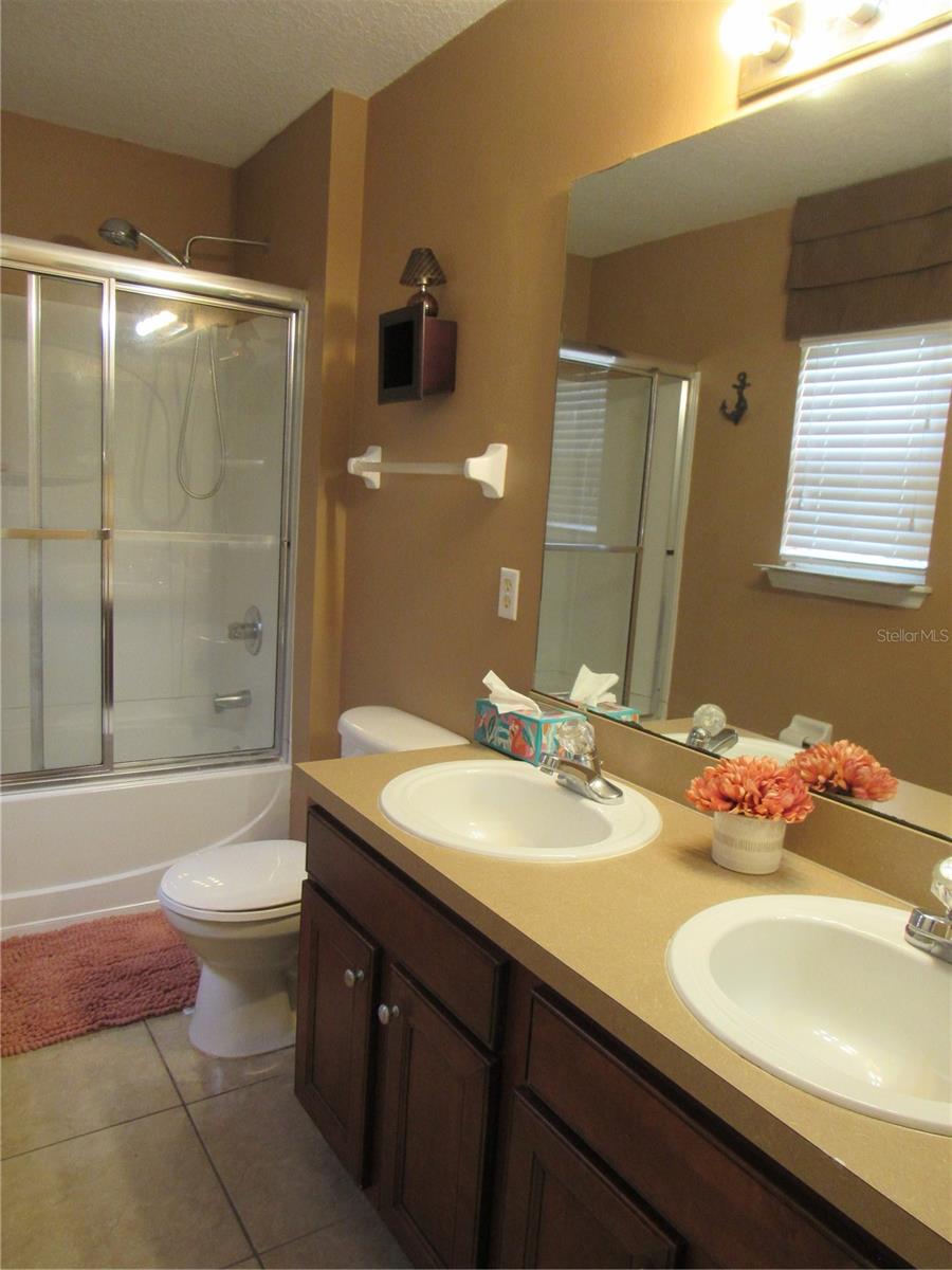 Image 8 of 13 For 4411 Capital Boulevard
