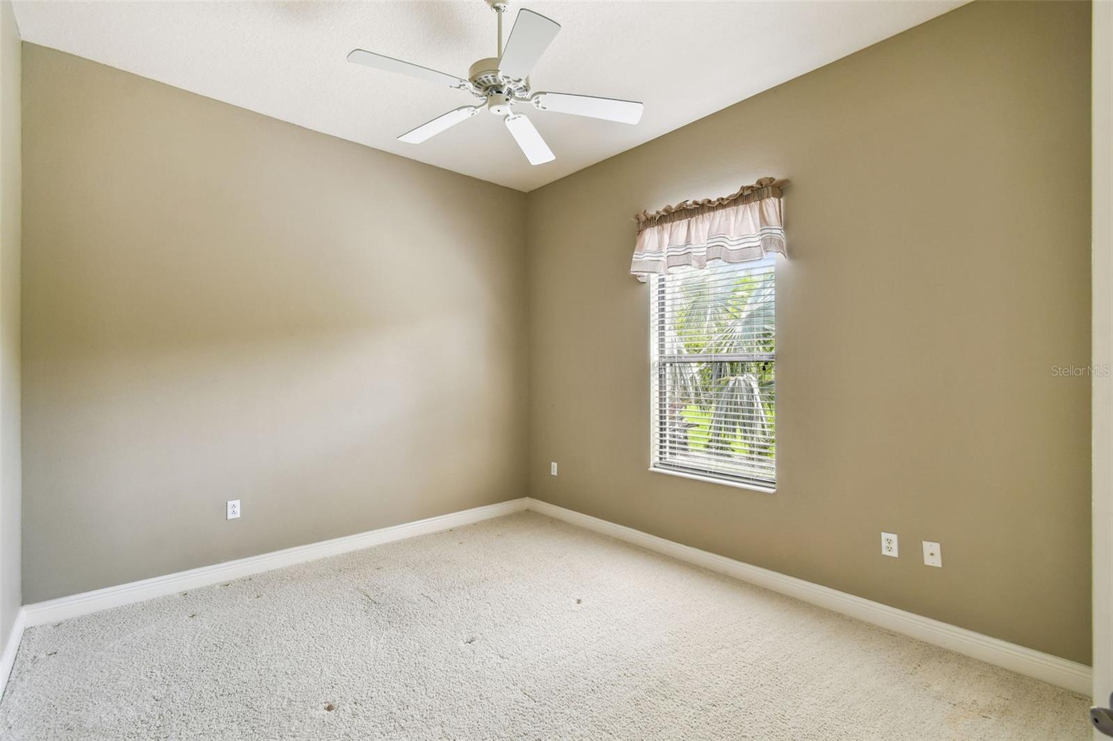 Image 31 of 64 For 313 Santa Barbara Lane