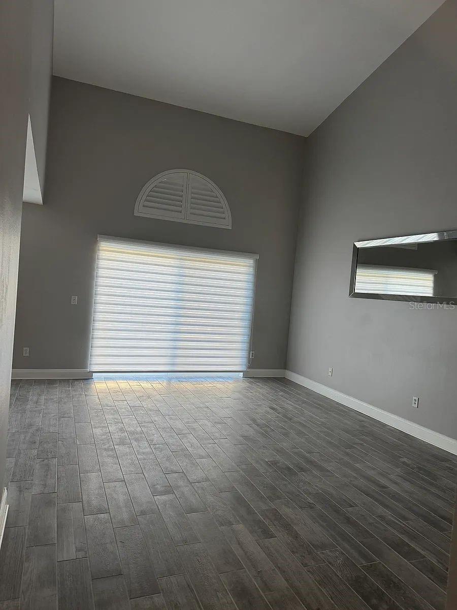 Image 12 of 28 For 218 Kellwood Court