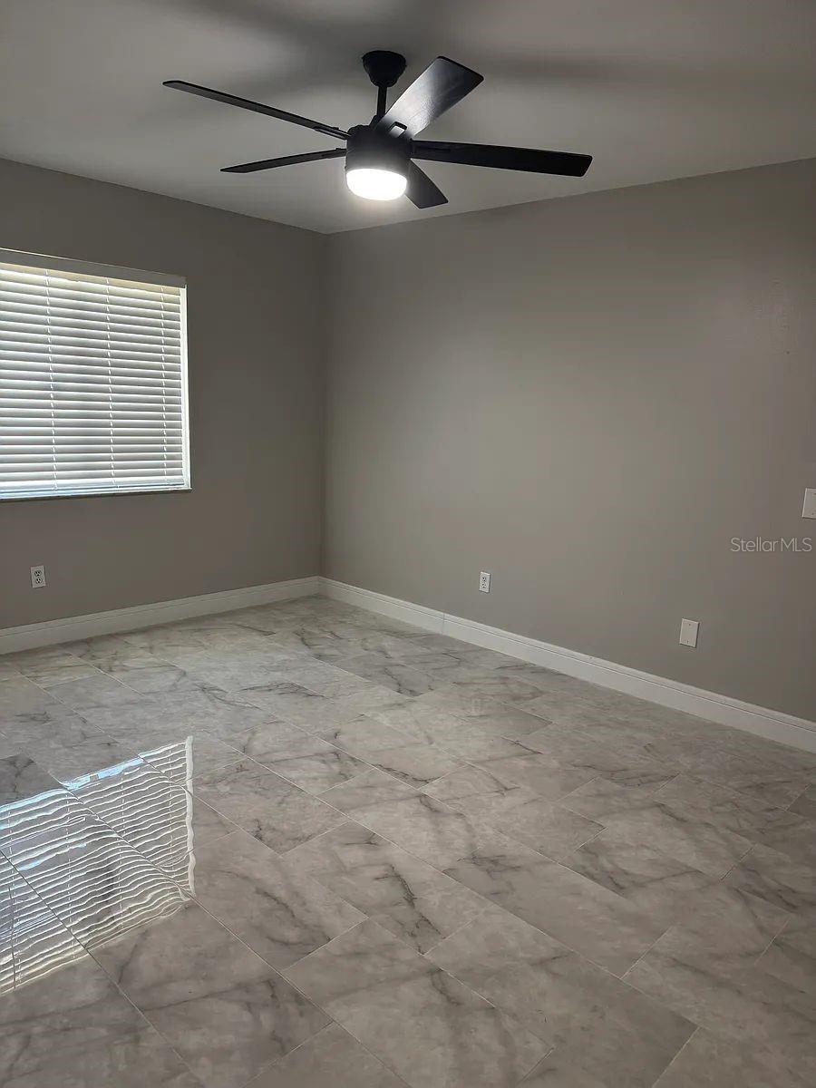 Image 15 of 28 For 218 Kellwood Court