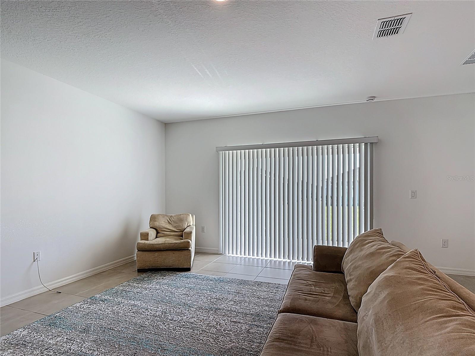 Image 15 of 56 For 243 Amber Way