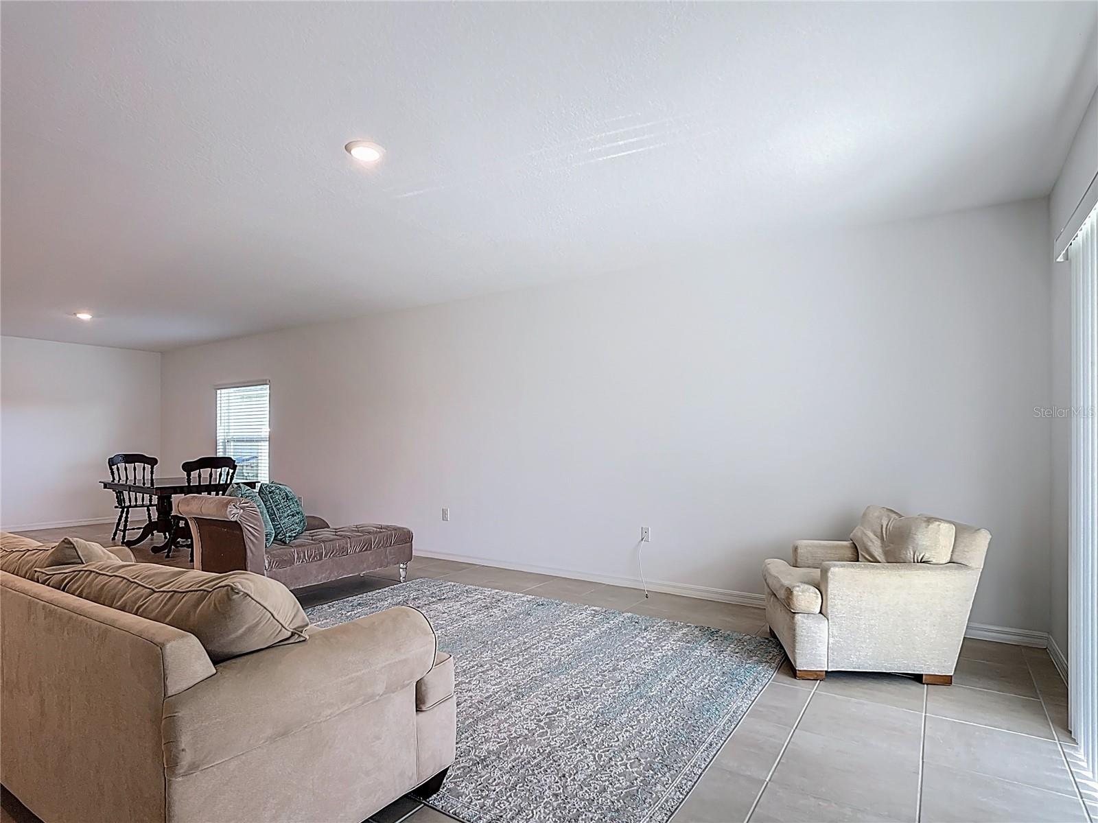 Image 18 of 56 For 243 Amber Way