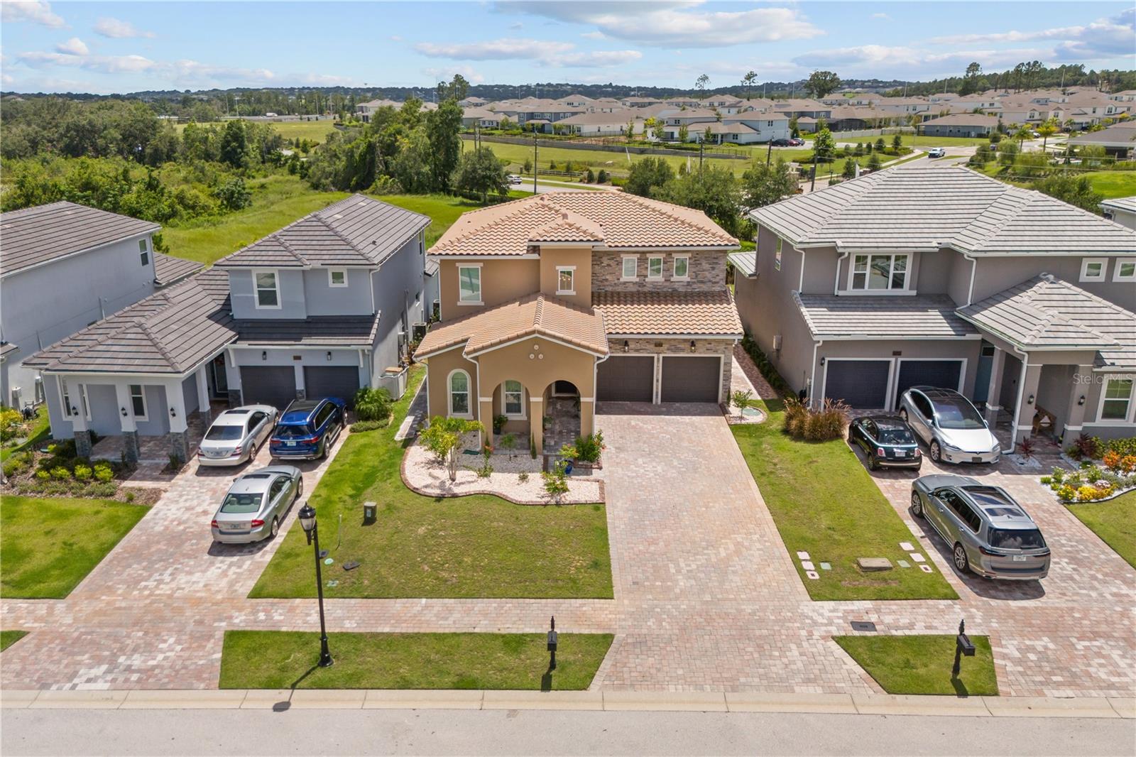 Image 2 of 66 For 16131 Volterra Point