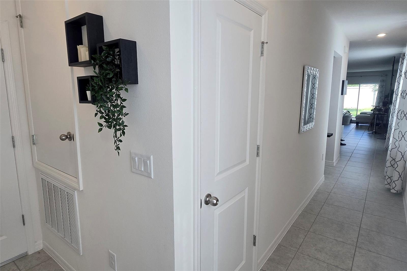 Image 11 of 41 For 5539 Maddie Drive