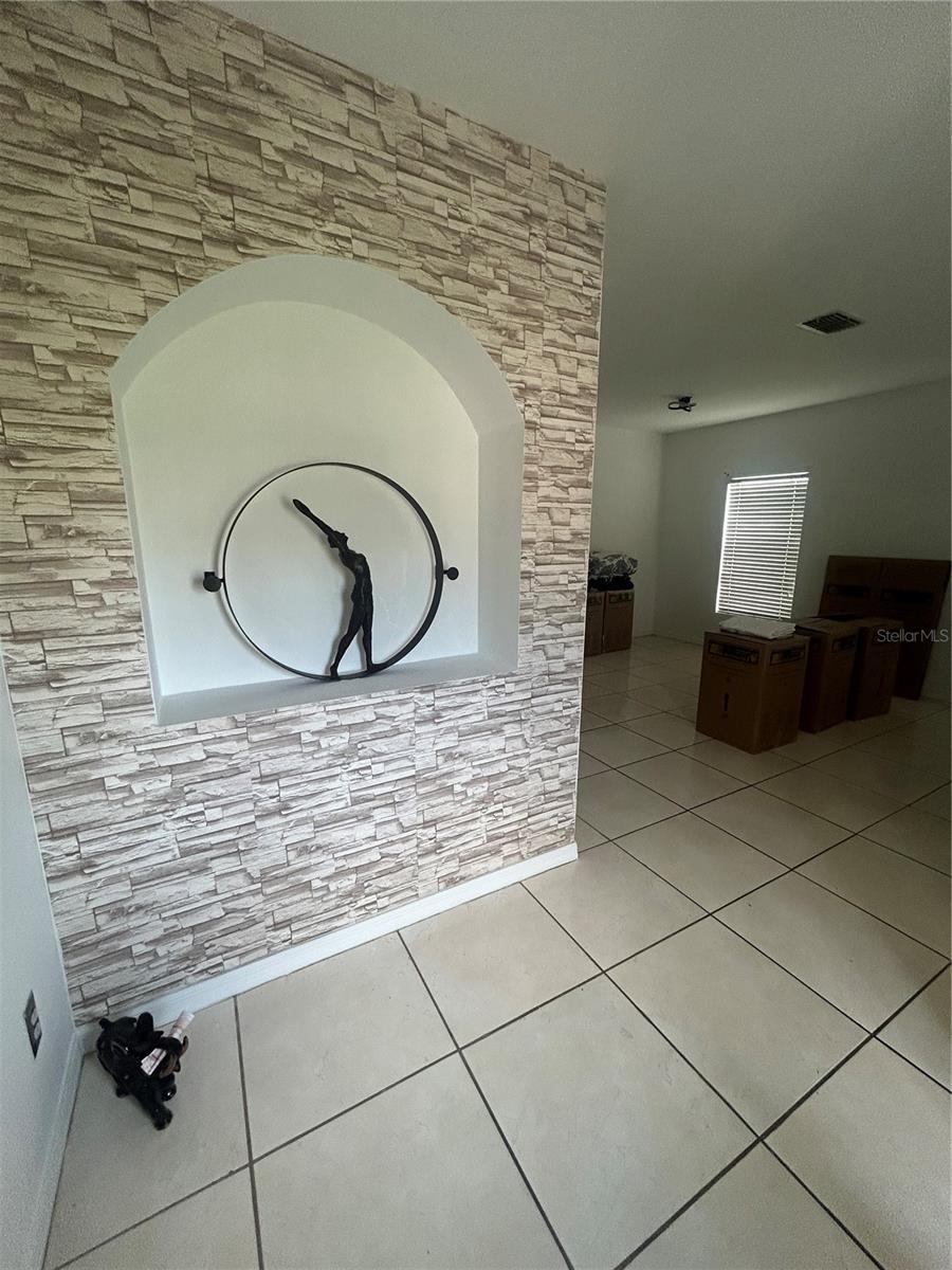 Image 4 of 9 For 4710 Preserve Boulevard