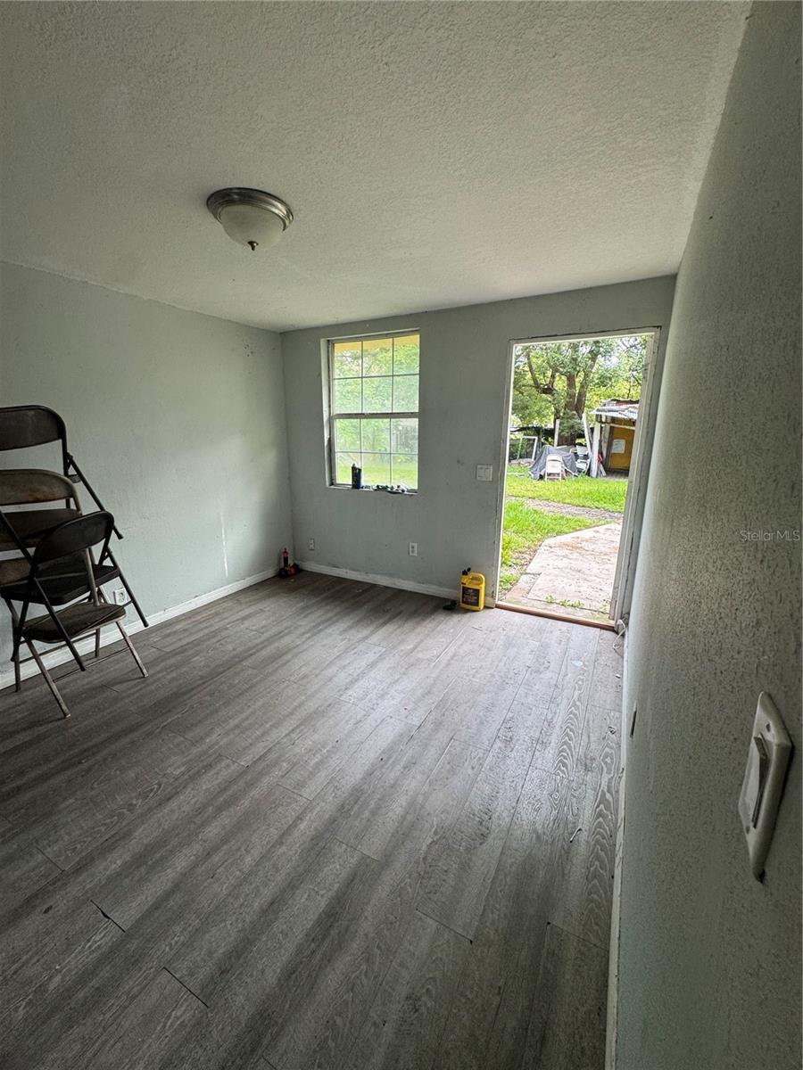 Image 9 of 18 For 2310 Azalea Court