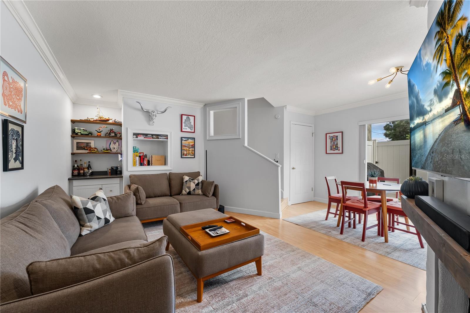 Image 3 of 43 For 1120 Portland Avenue 7
