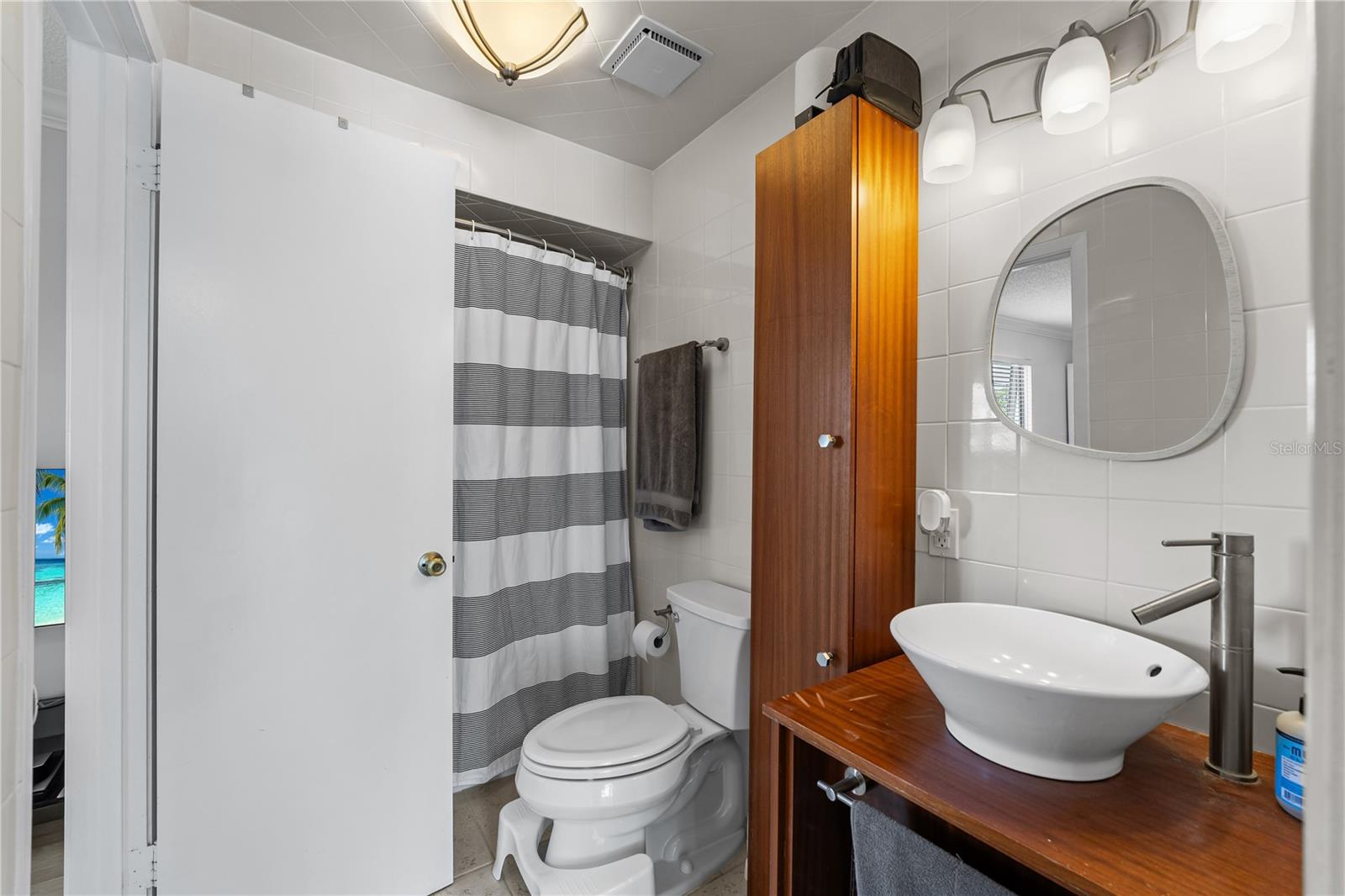 Image 33 of 43 For 1120 Portland Avenue 7