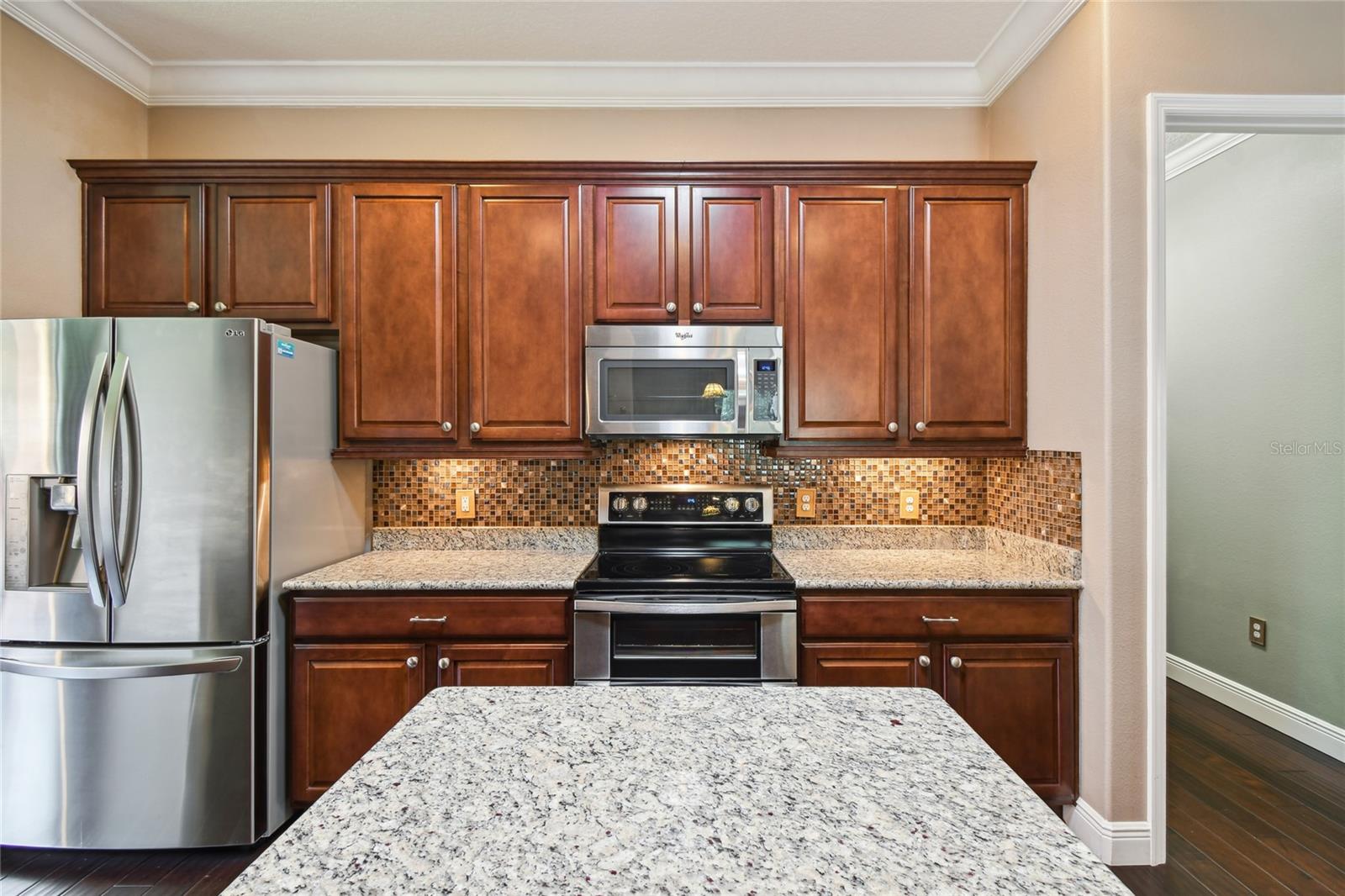 Image 16 of 72 For 448 Fountain Valley Ln