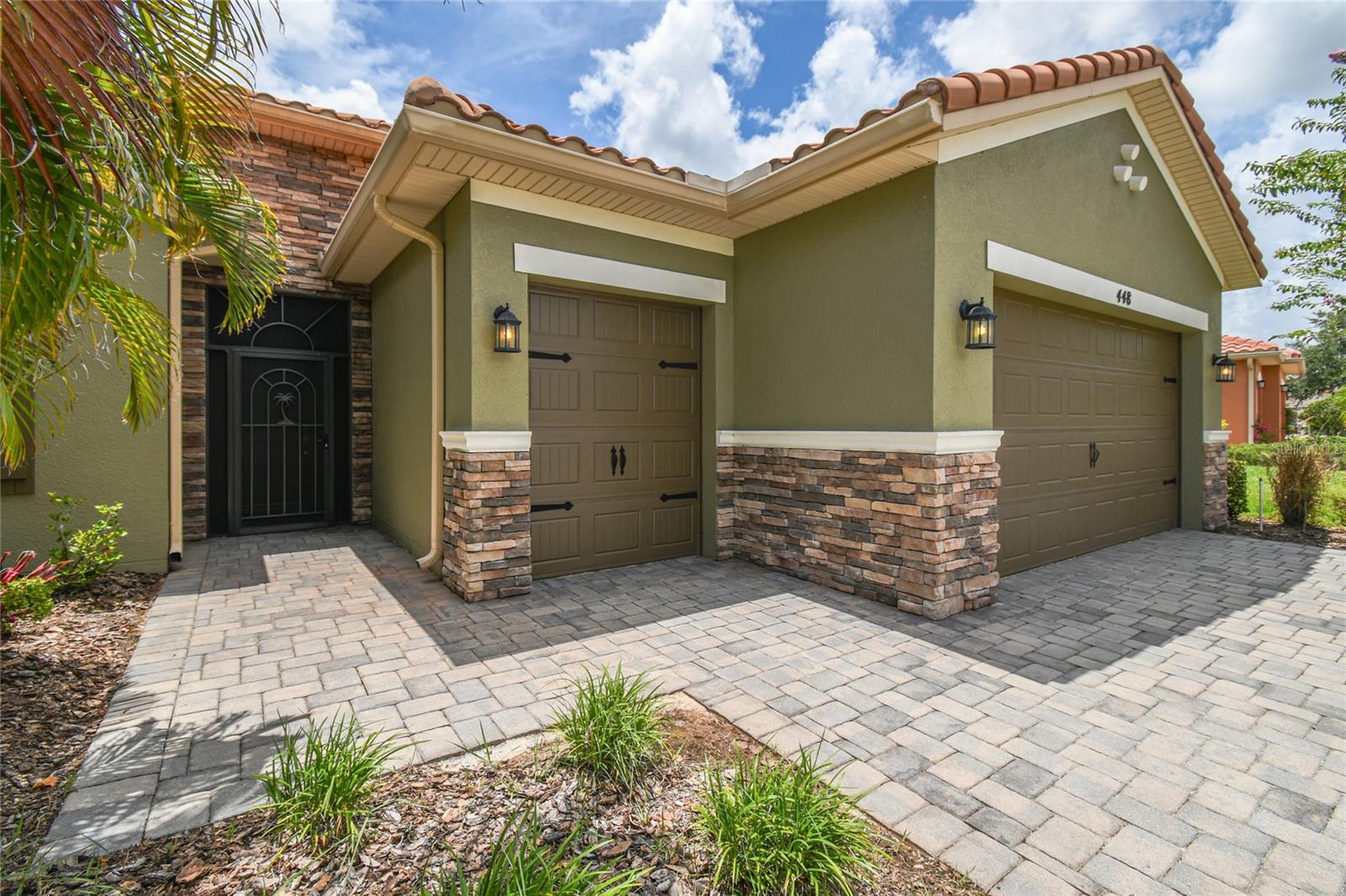 Image 2 of 72 For 448 Fountain Valley Ln