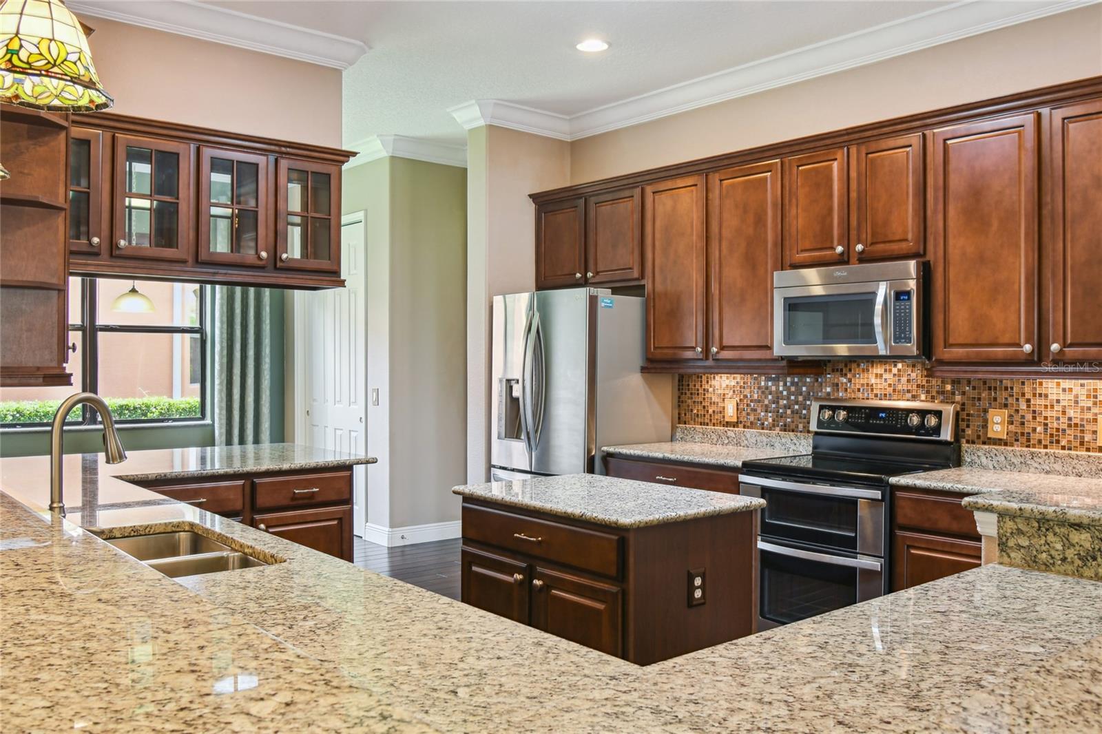 Image 20 of 72 For 448 Fountain Valley Ln
