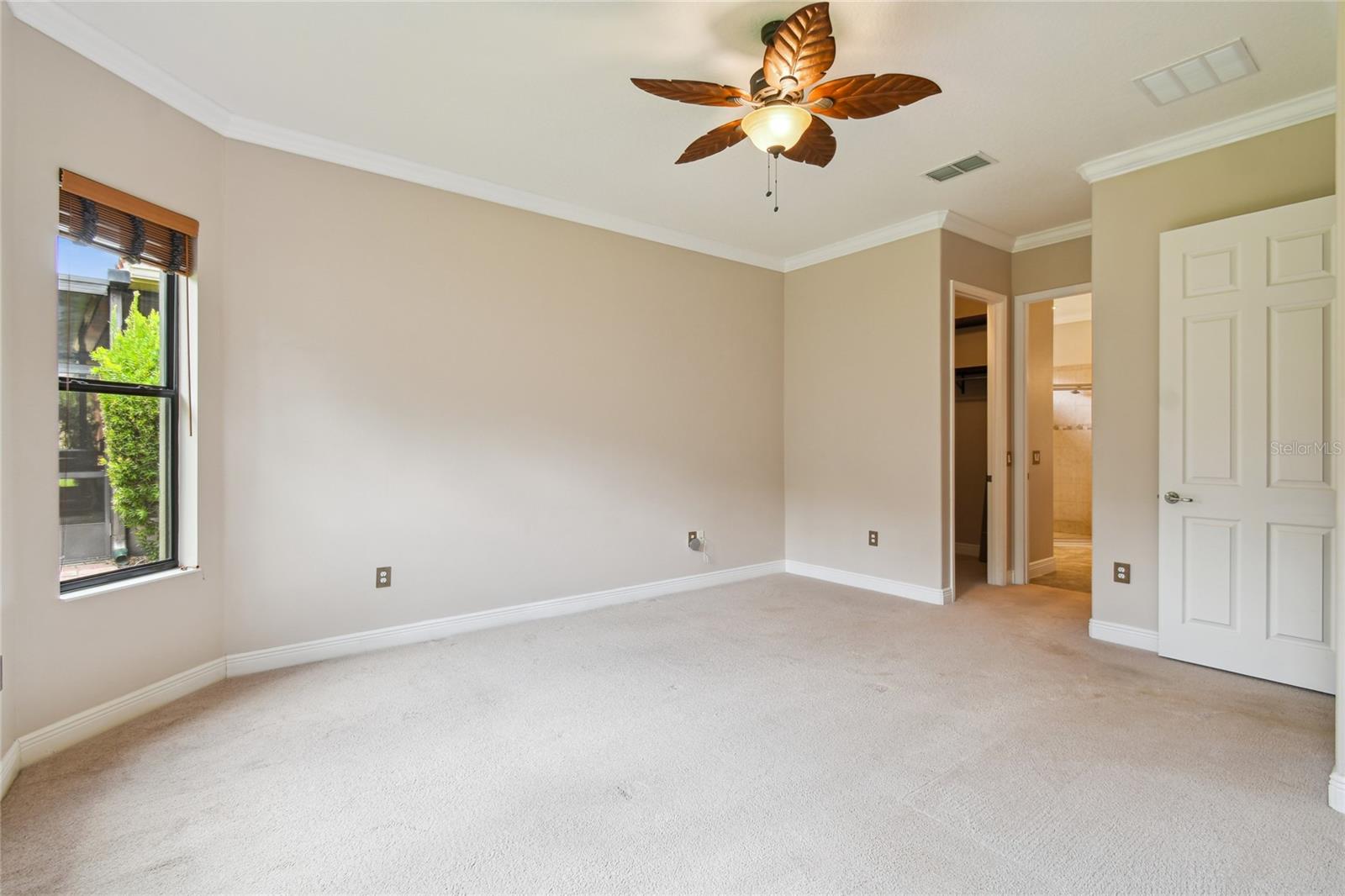 Image 33 of 72 For 448 Fountain Valley Ln