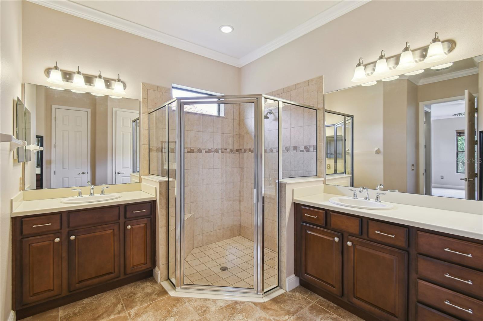 Image 35 of 72 For 448 Fountain Valley Ln