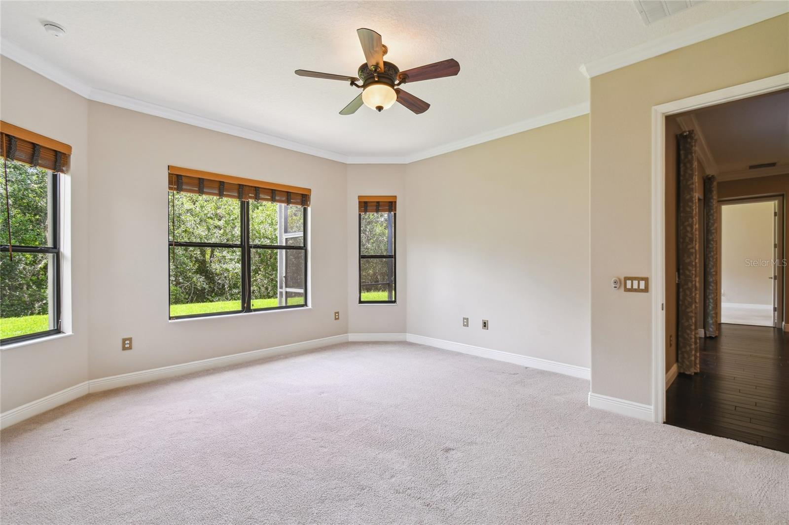 Image 41 of 72 For 448 Fountain Valley Ln