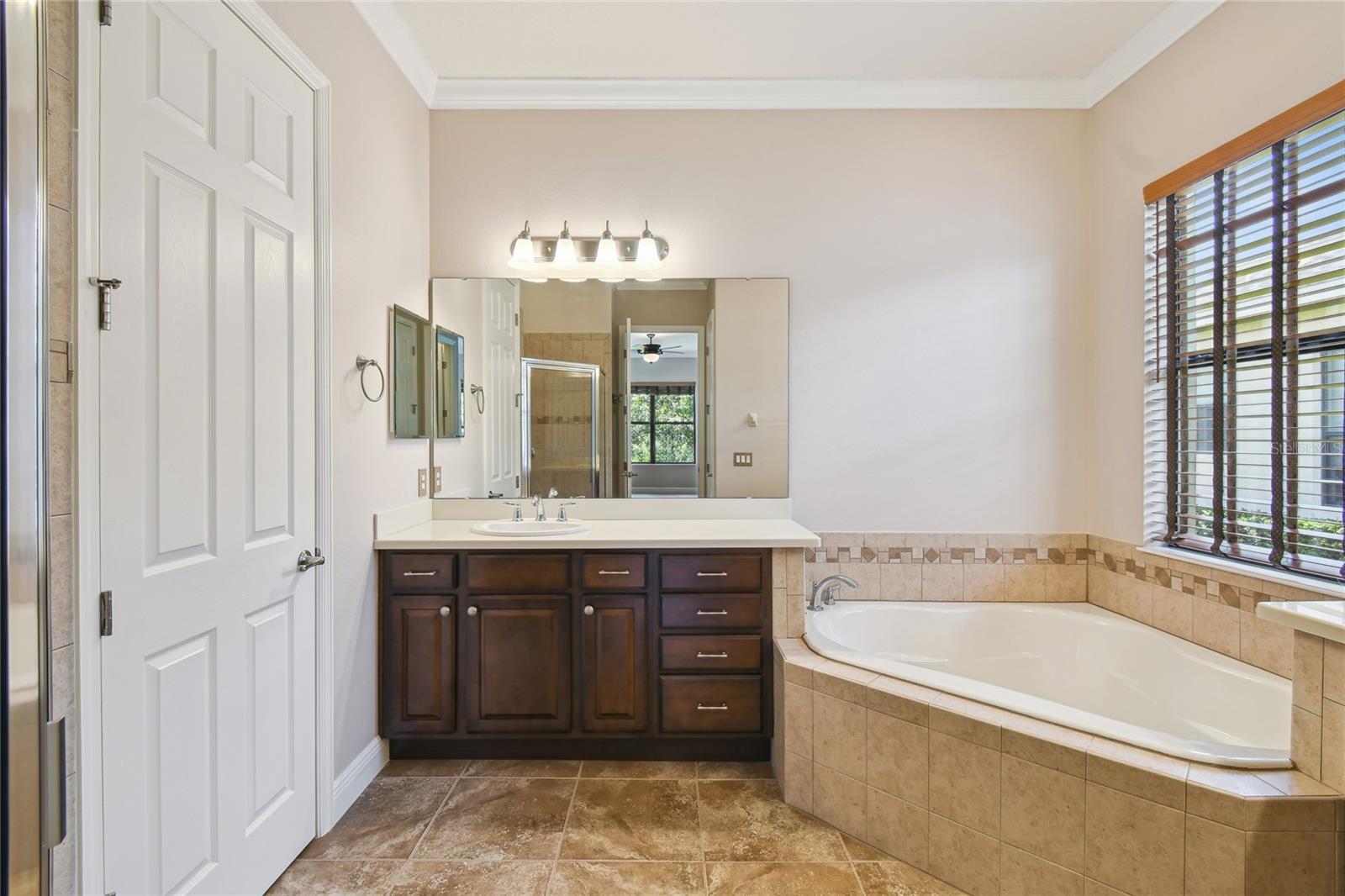 Image 46 of 72 For 448 Fountain Valley Ln
