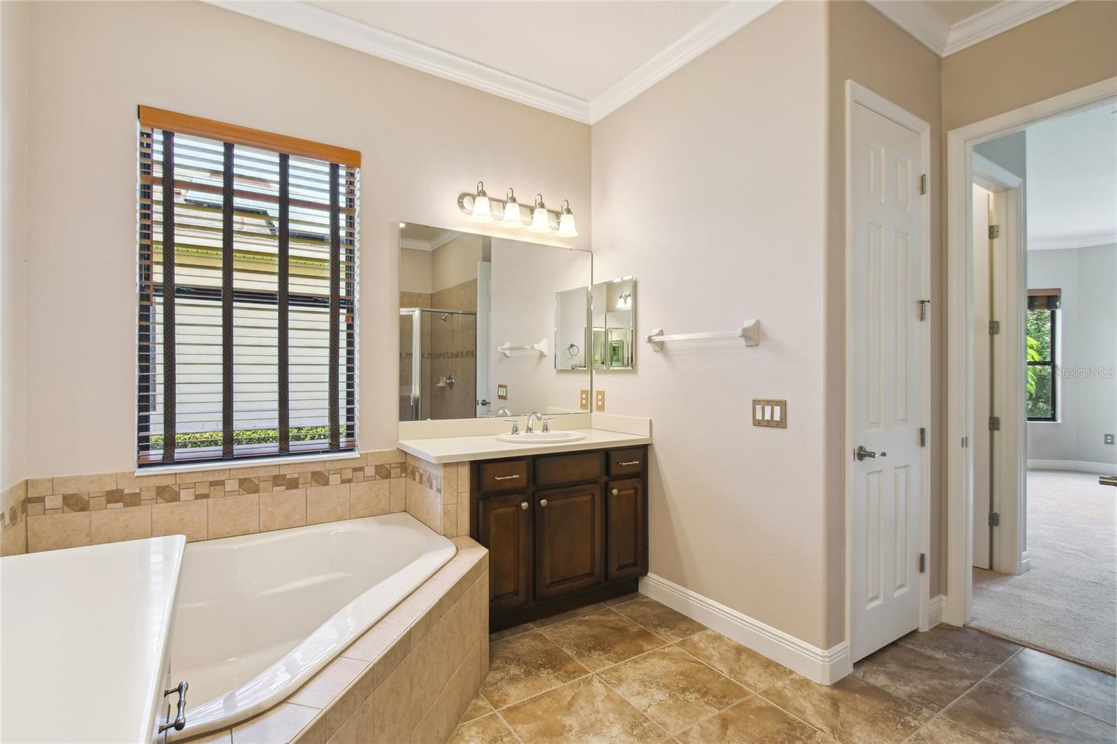 Image 48 of 72 For 448 Fountain Valley Ln