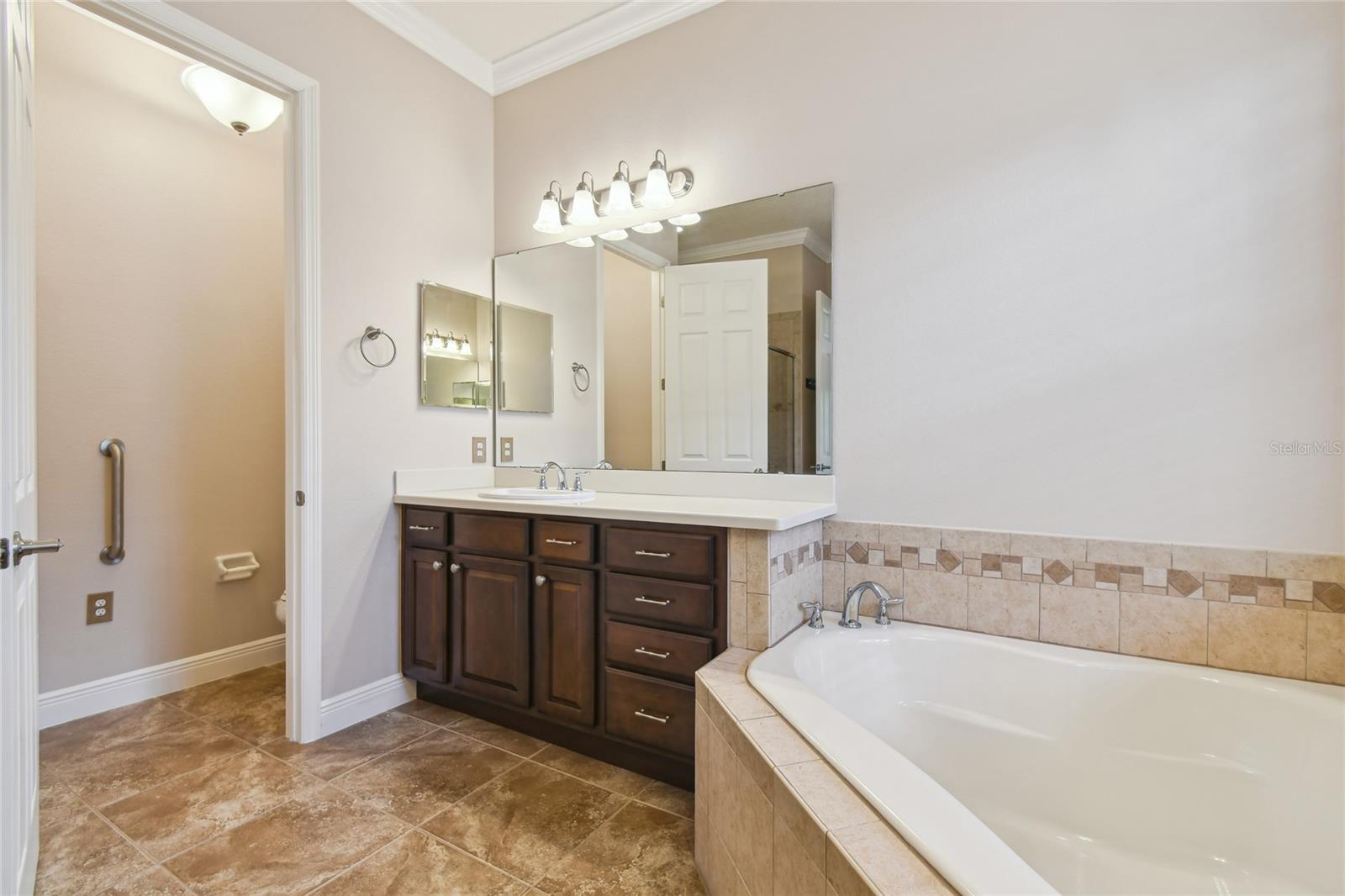 Image 49 of 72 For 448 Fountain Valley Ln