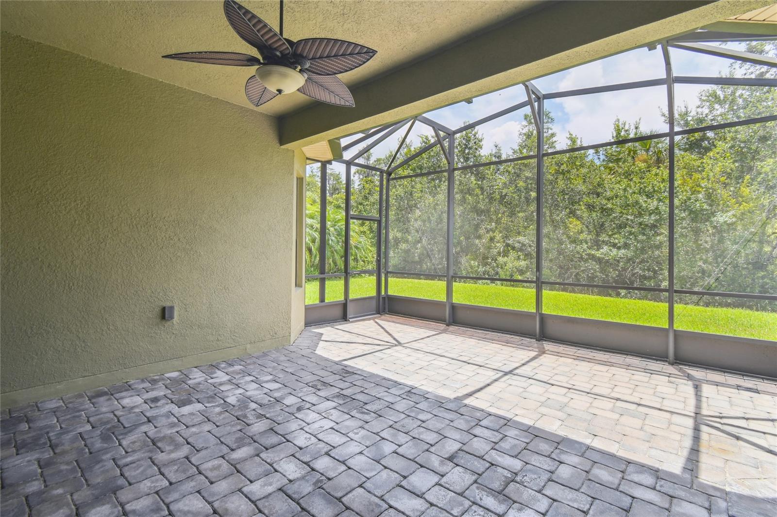 Image 57 of 72 For 448 Fountain Valley Ln