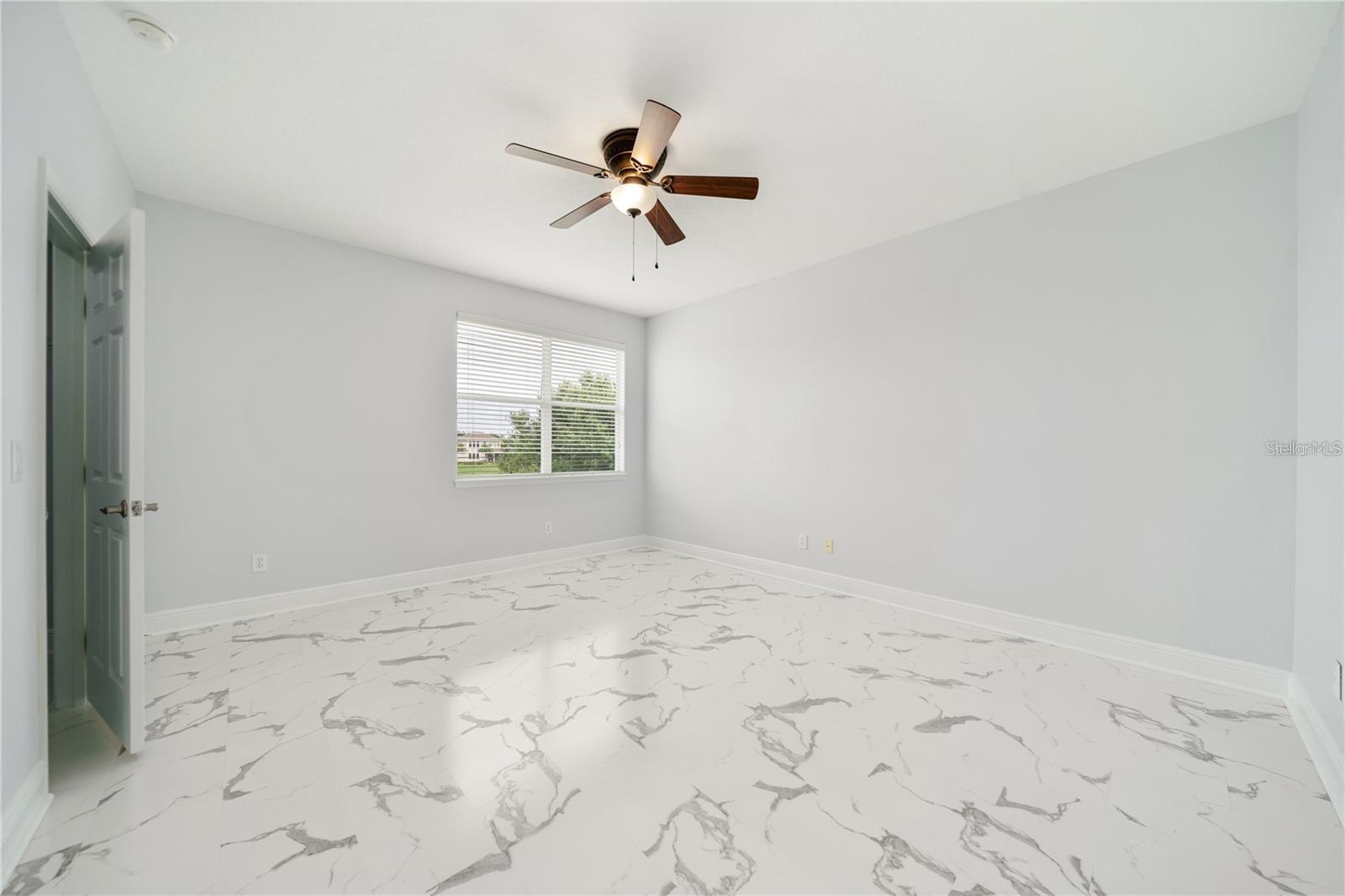 Image 30 of 51 For 2333 Pinehurst Court