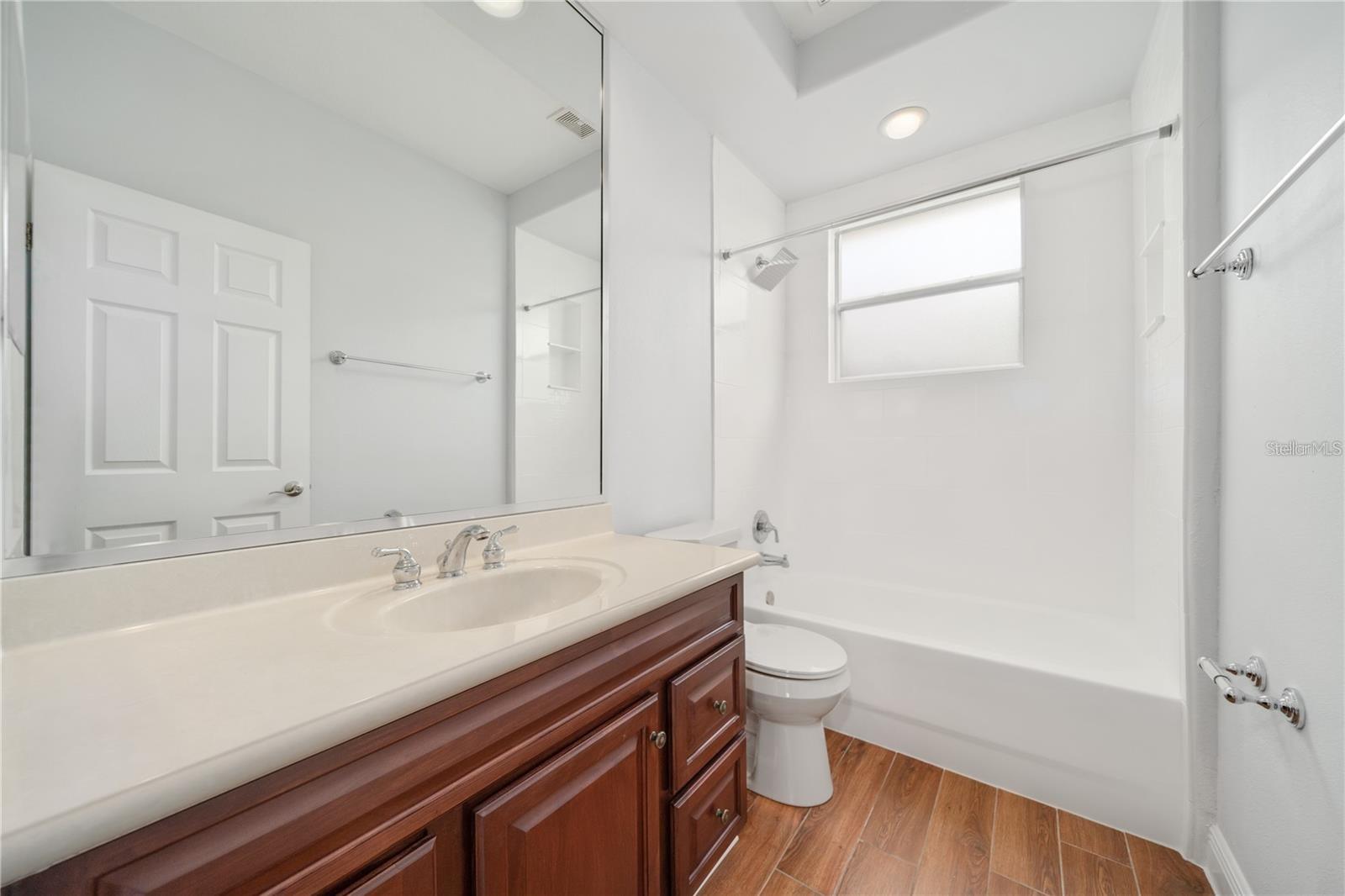 Image 36 of 51 For 2333 Pinehurst Court
