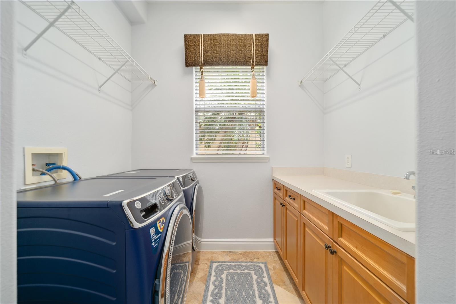 Image 40 of 51 For 2333 Pinehurst Court