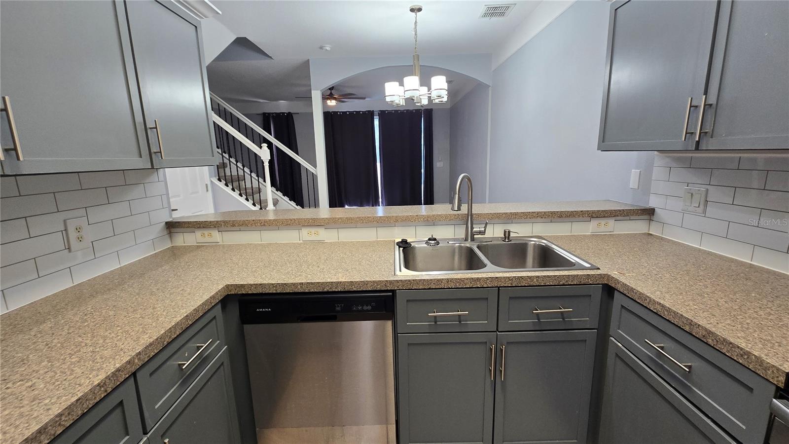 Image 7 of 25 For 1236 South Beach Circle